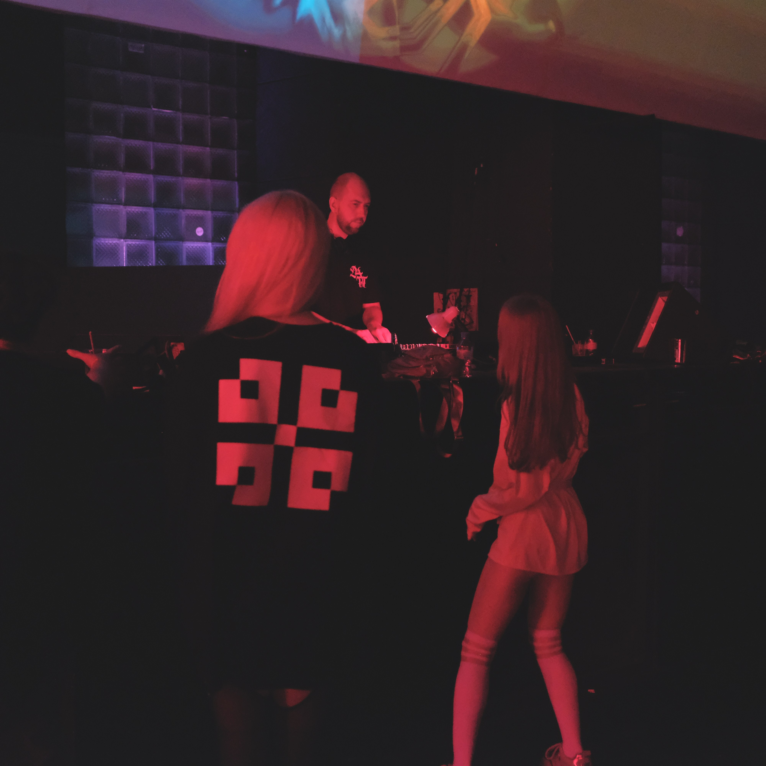 Мир2/16.08.2025. Репортажный фотограф в Санкт-Петербурге Даниил Могута