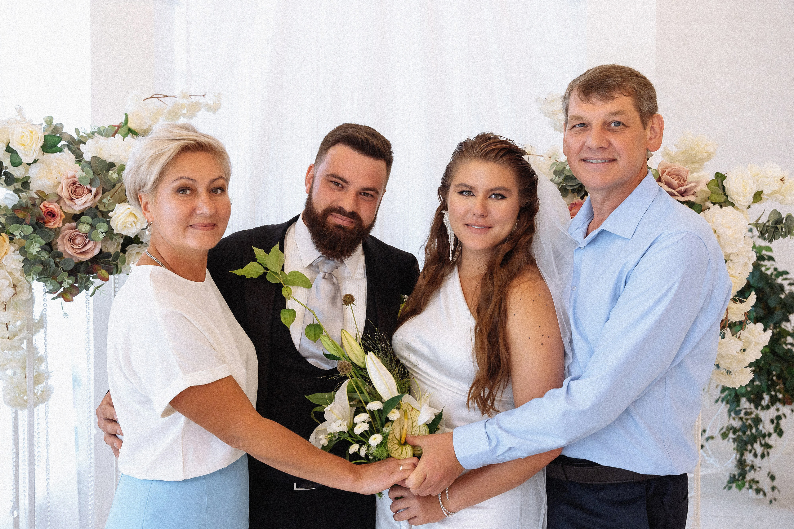 В&B Прогулка + ЗАГС. Свадебный, репортажный, семейный фотограф Елена Брюхова