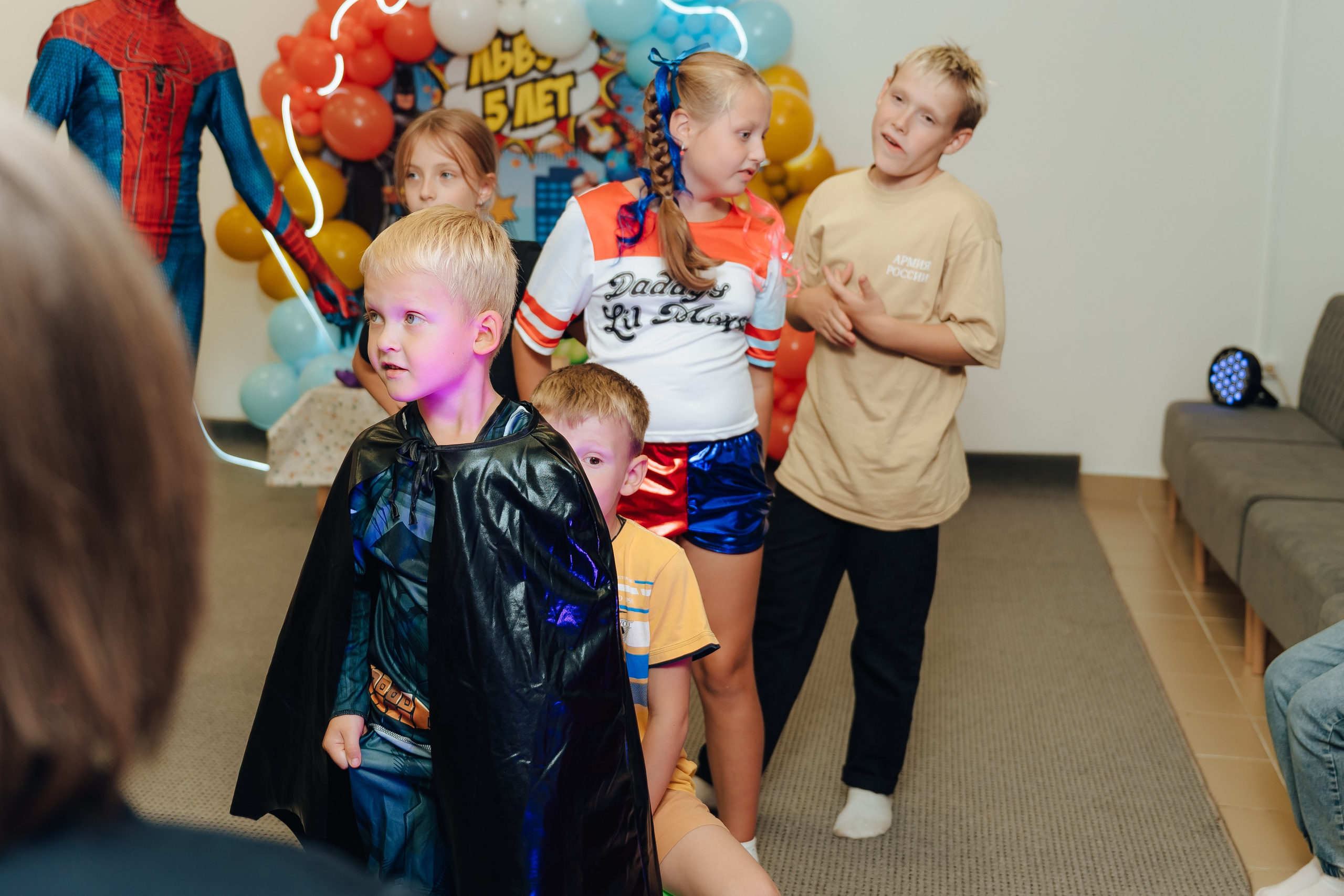 Праздник Льва в Мультифокс. Детский и семейный фотограф Катерина Мишина