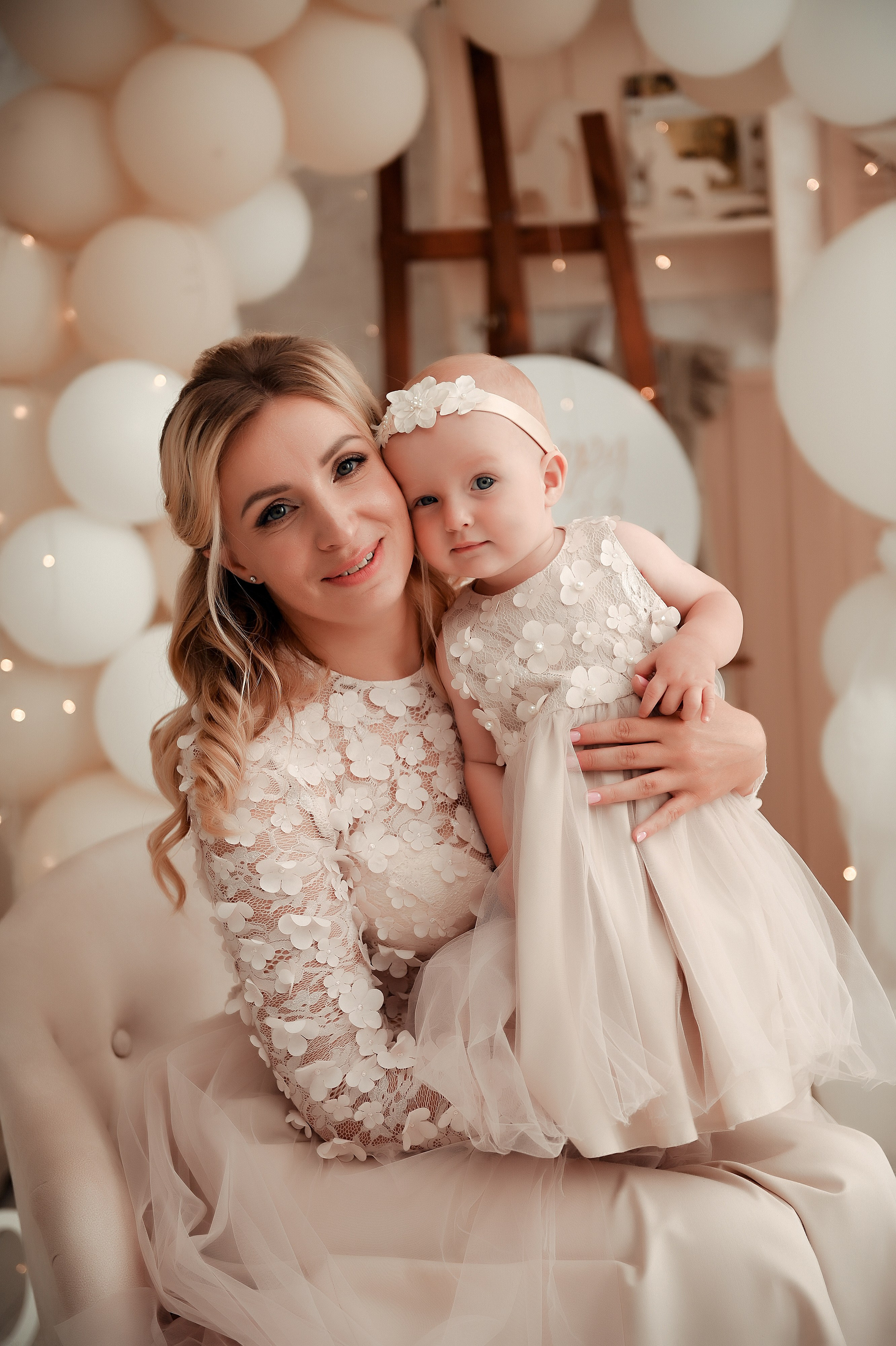 Студийные семейные, детские, индивидуальные фотосессии. Свадебный, семейный, детский, контент фотограф в Омске Максим Ильин