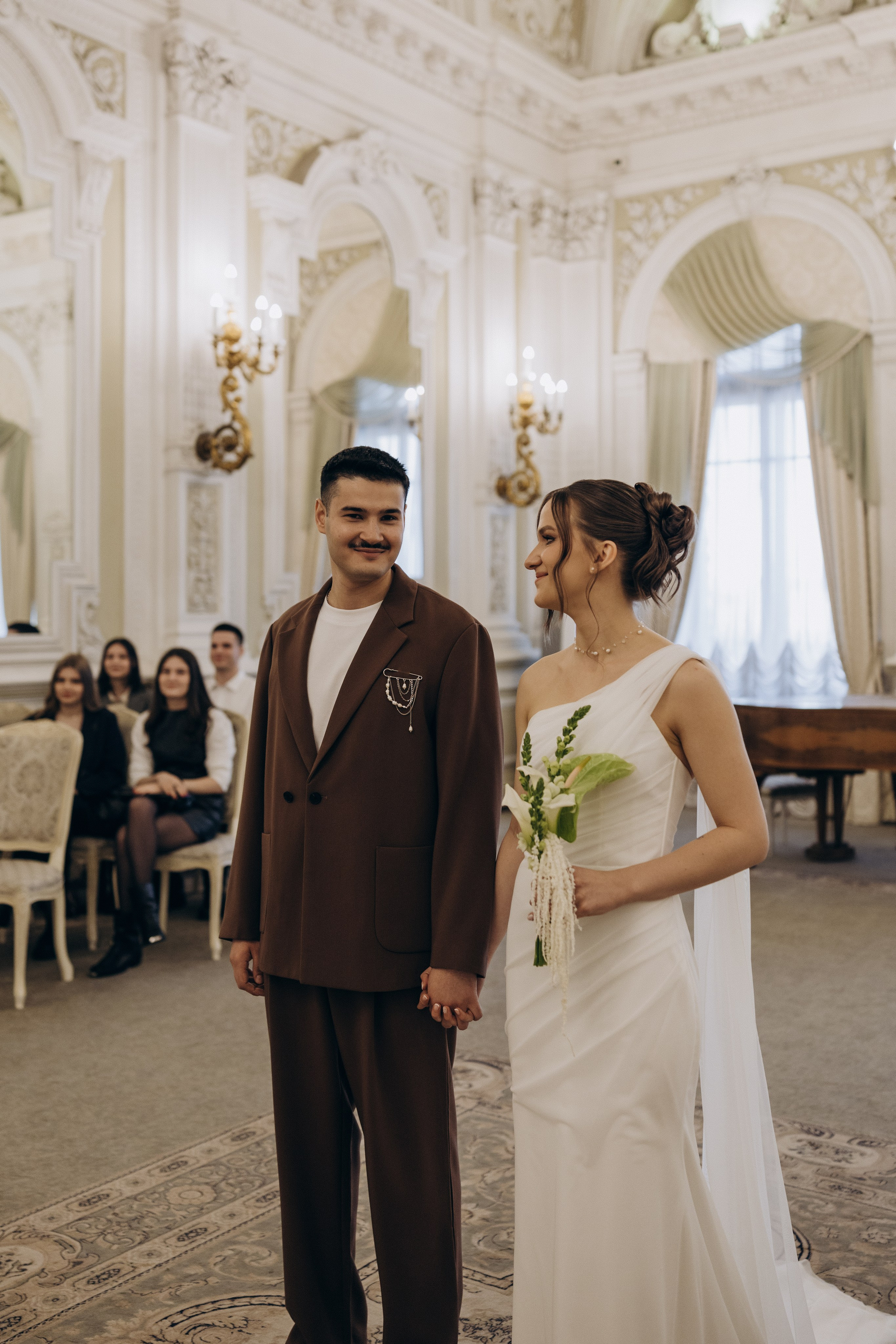 Амир и Екатерина | Дворец бракосочетания 1. Свадебный и love story фотограф в Санкт-Петербурге