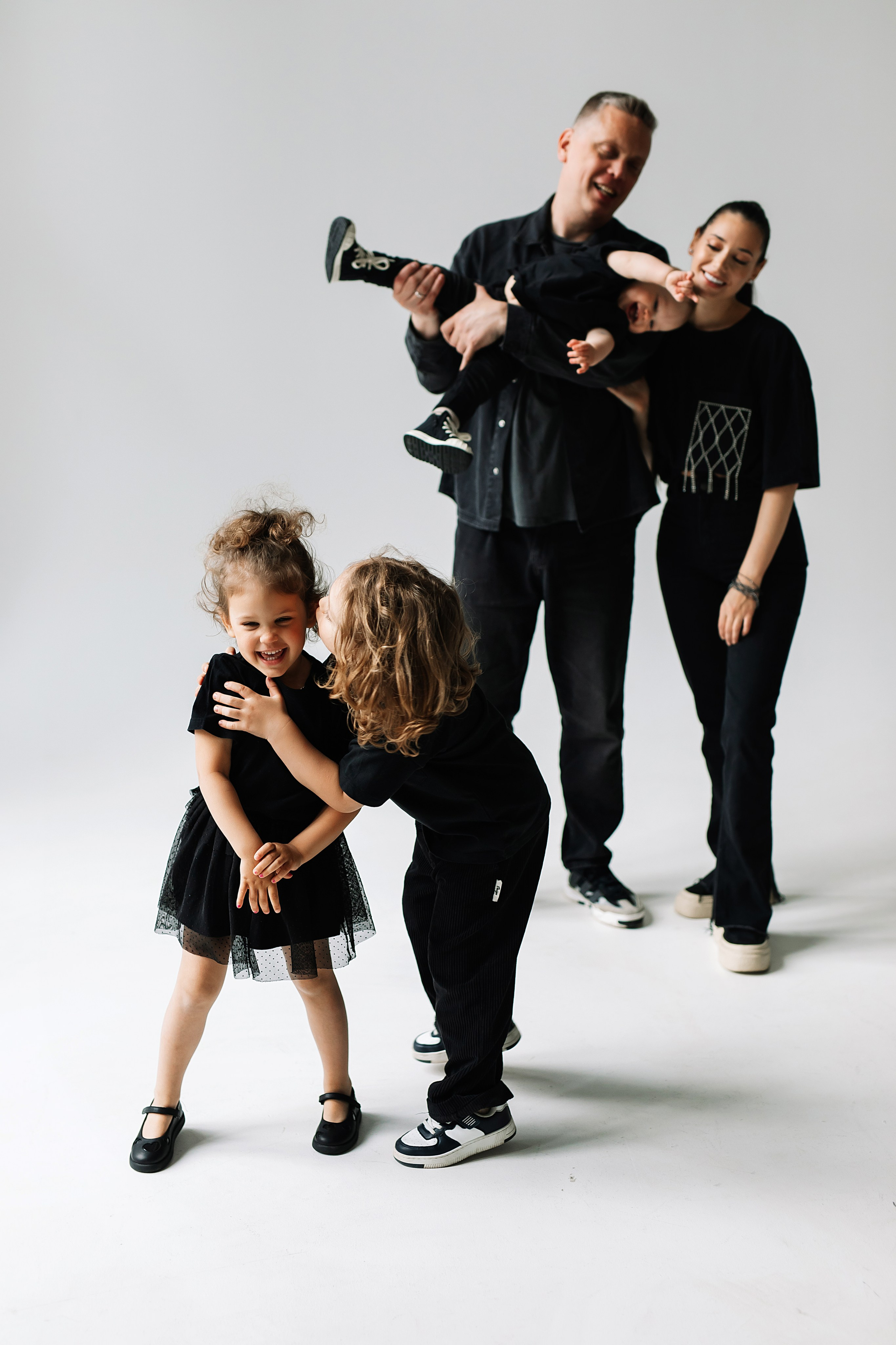 Семейная съемка в студии. Фотограф Москва Мария Захарова