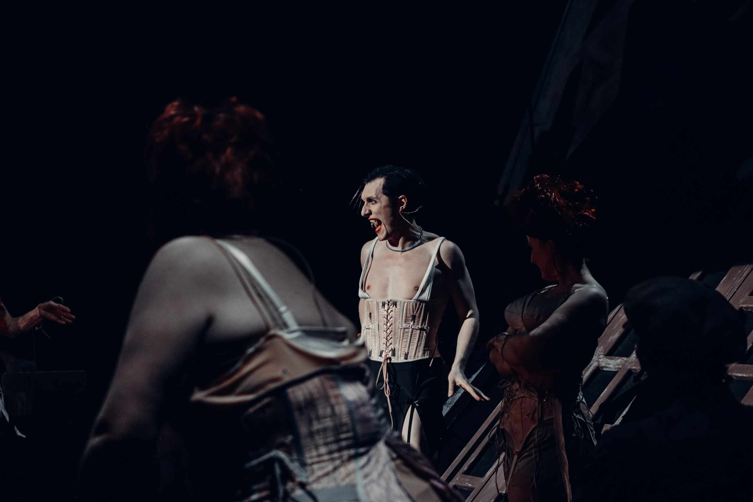 Спектакли. Фотограф Иван Коряковский