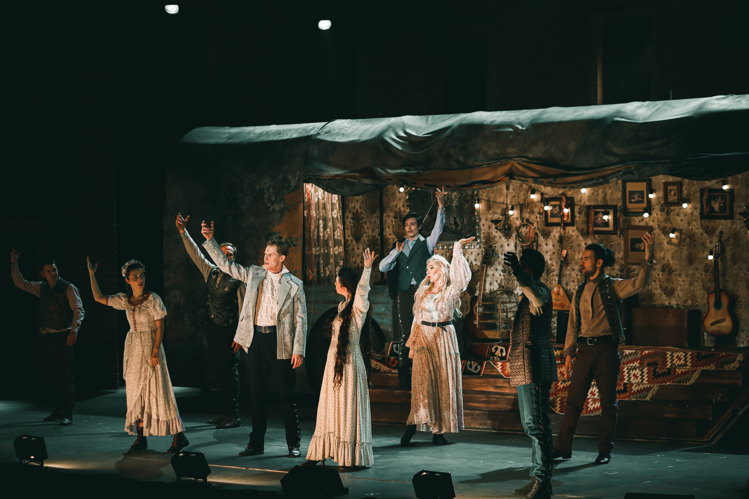 Спектакли. Фотограф Иван Коряковский