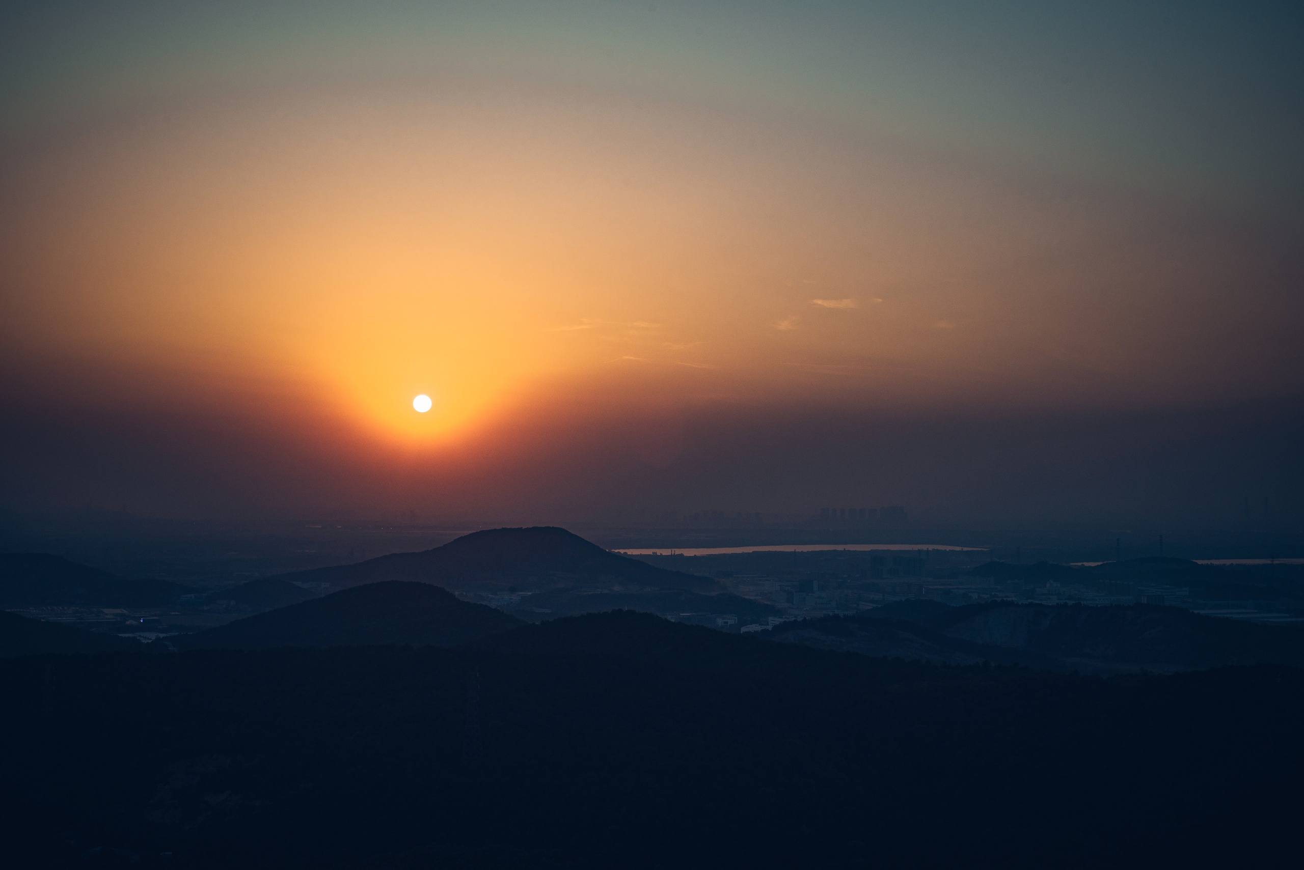 Рекламный фотограф из Гуанчжоу: путешествие по Уханю через объектив камеры. Коммерческий и предметный фотограф в Гуанчжоу Коваленко Александр