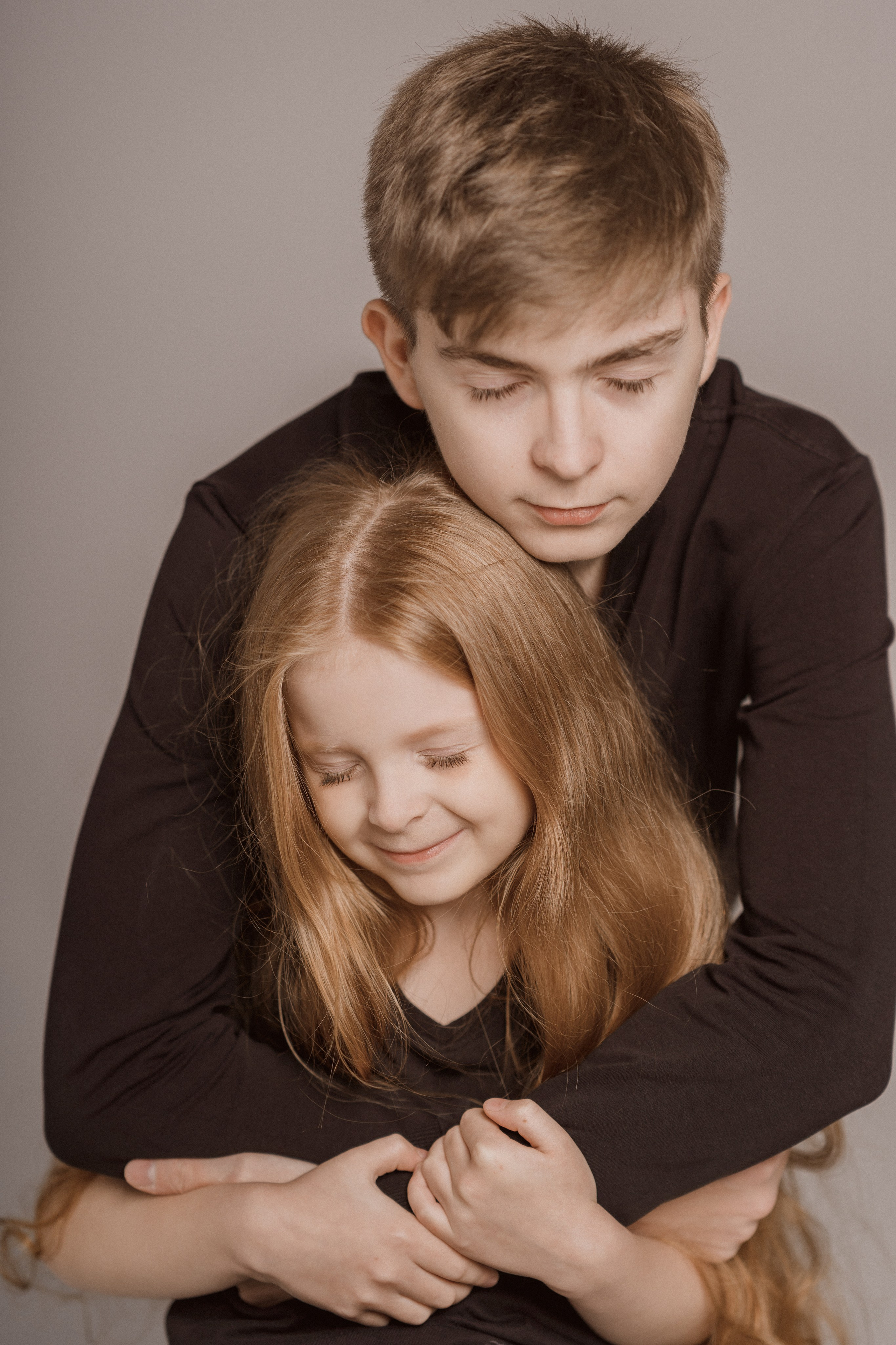 Алиса и ее брат. Семейный и детский фотограф в Сергиев Посаде, Хотьково Якимчук Любовь