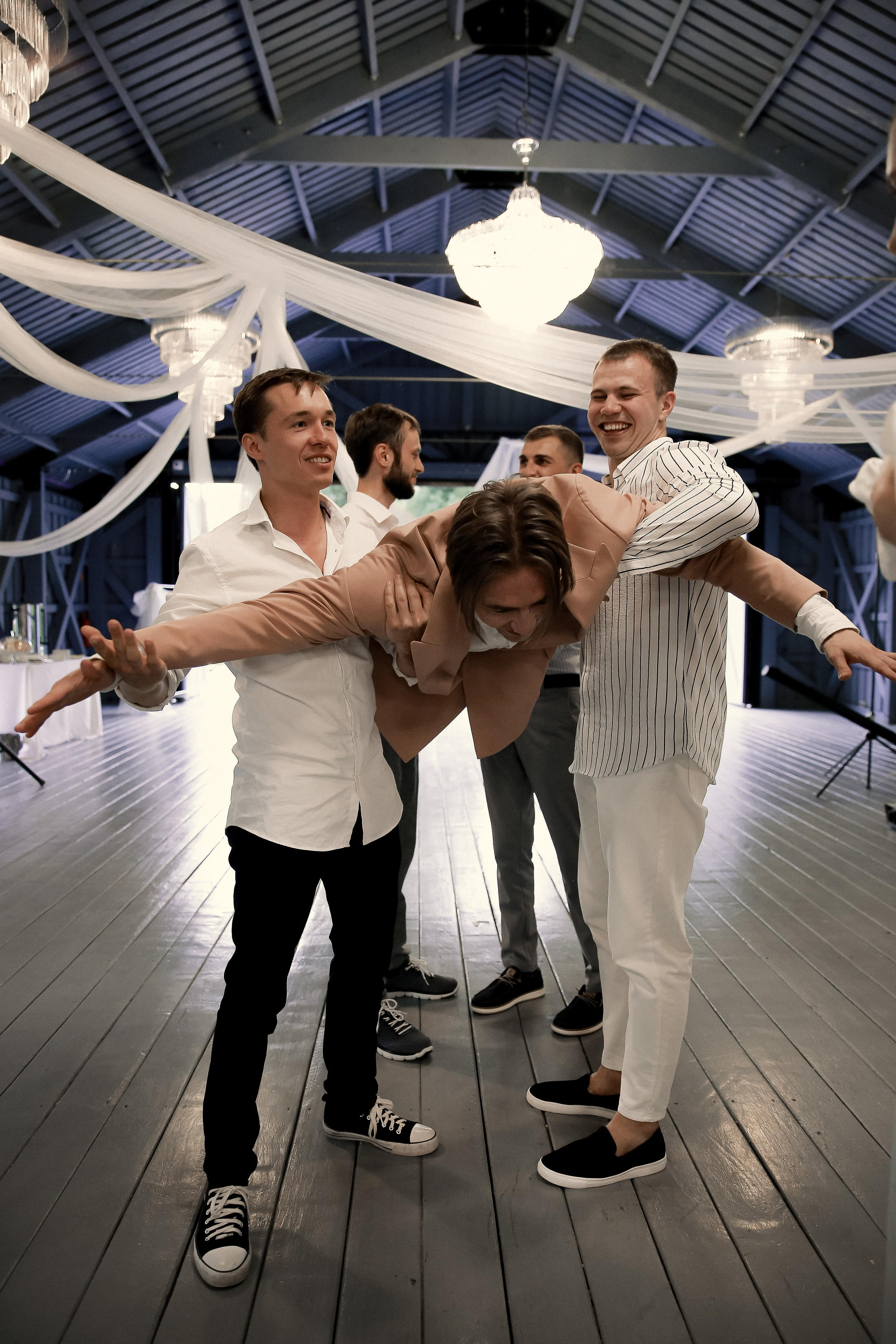 Богдан & Анастасия Villa. Свадебный и семейный фотограф в Казани — Лилия Куликова