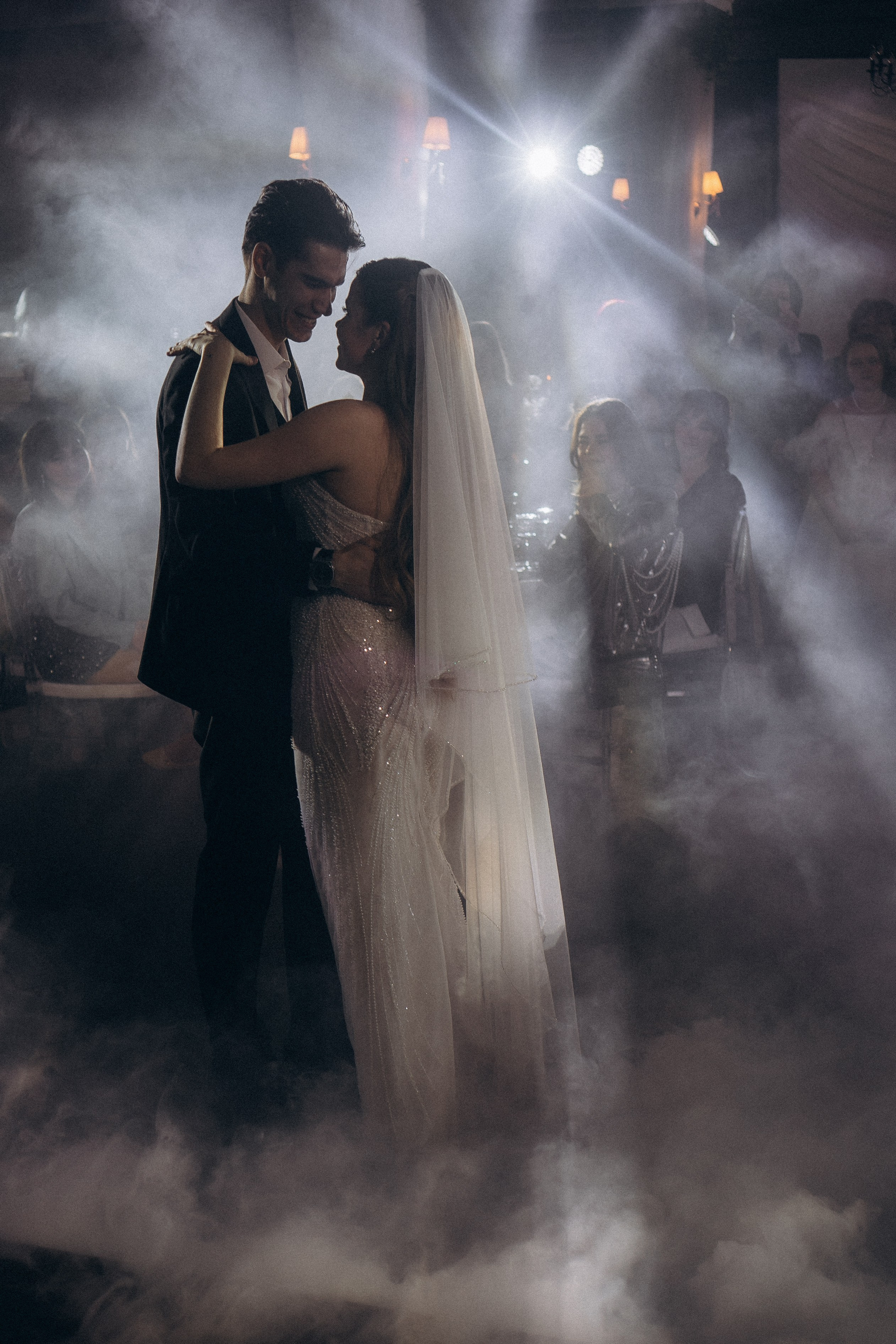 СВАДЕБНАЯ СЬЕМКА СБОРОВ В ОТЕЛЕ И ВЫЕЗД НА ЦЕРЕМОНИЮ (СНЯТО В СИБИРЕ В НИЖНЕВАРТОВСКЕ). Профессиональный фотограф, Санкт-Петербург — Виктория Богомолова