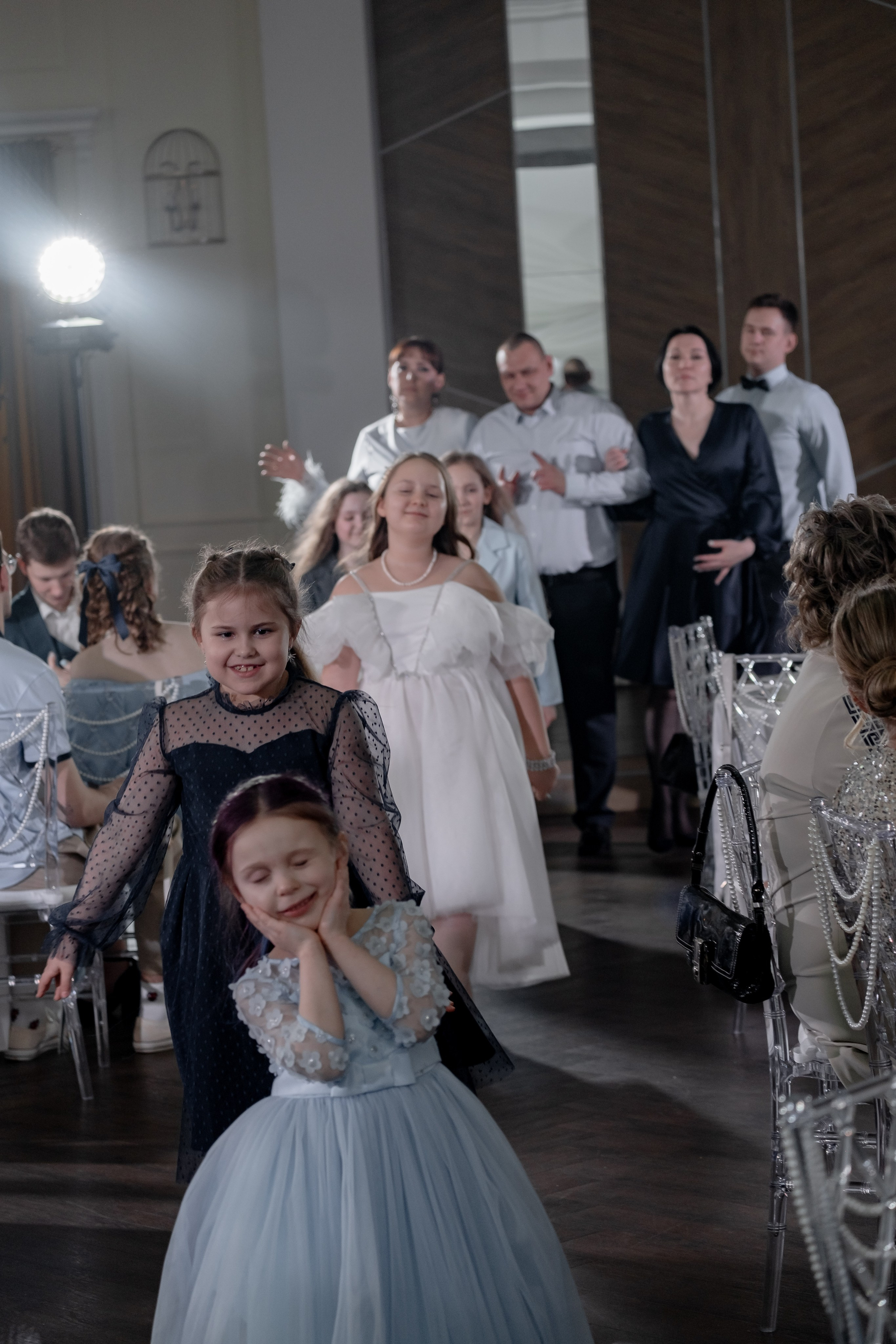 СВАДЕБНЫЙ БАНКЕТ (СНЯТО В СИБИРЕ В НИЖНЕВАРТОВСКЕ). Профессиональный фотограф, Санкт-Петербург — Виктория Богомолова