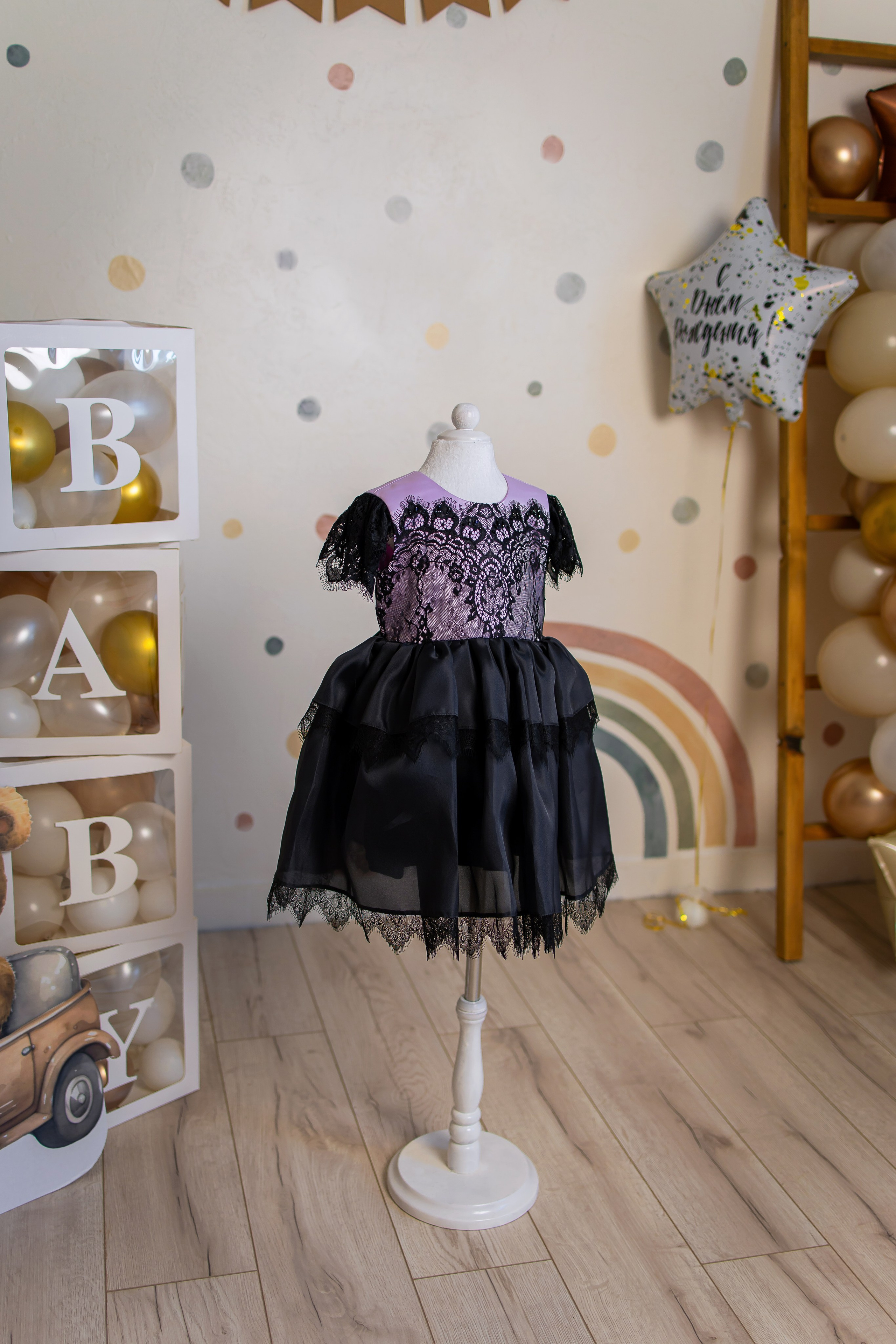 Наряды для детей. Интерьерная фотостудия Background в Омске