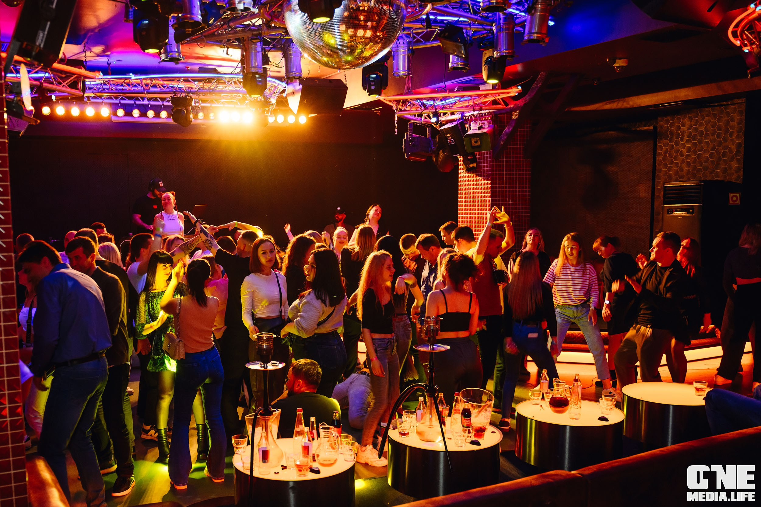 Фоторепортаж из РК Планета. One Media Life: фоторепортажи, фотоотчеты с мероприятий и заведений