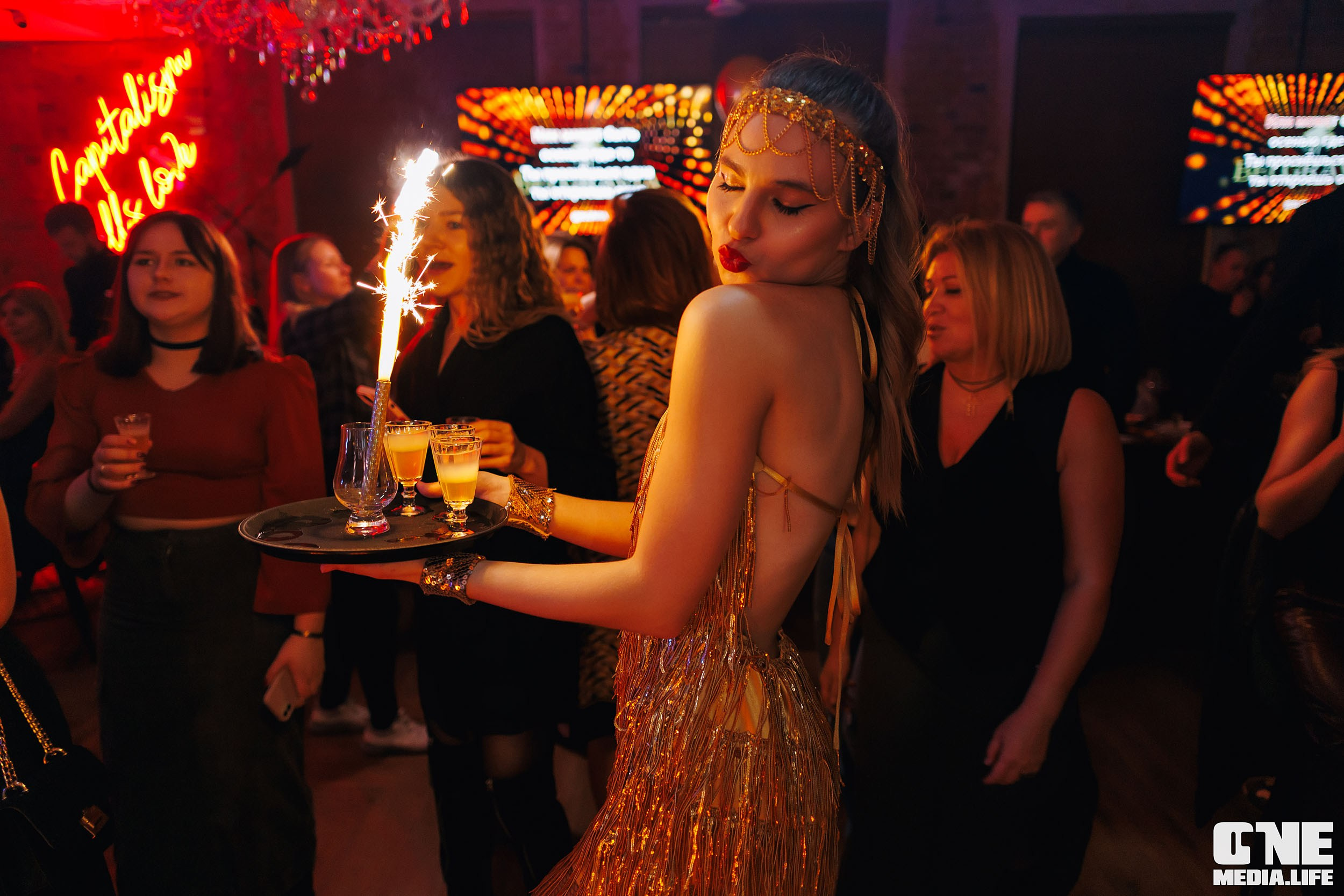 Фоторепортаж из караоке-клуба Белгравия. One Media Life: фоторепортажи, фотоотчеты с мероприятий и заведений