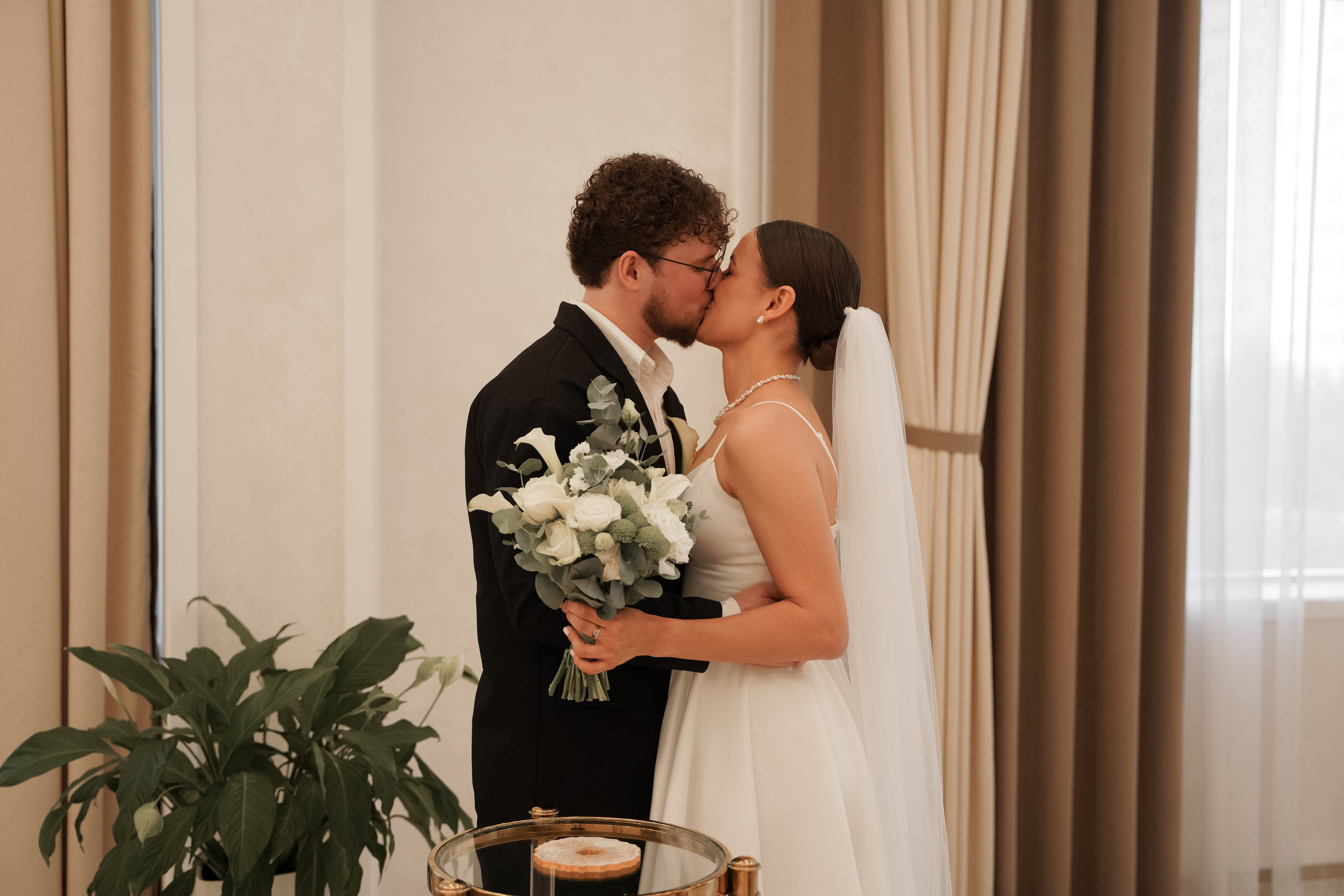 Анна и Виталий. Свадебный фотограф Марина Попова