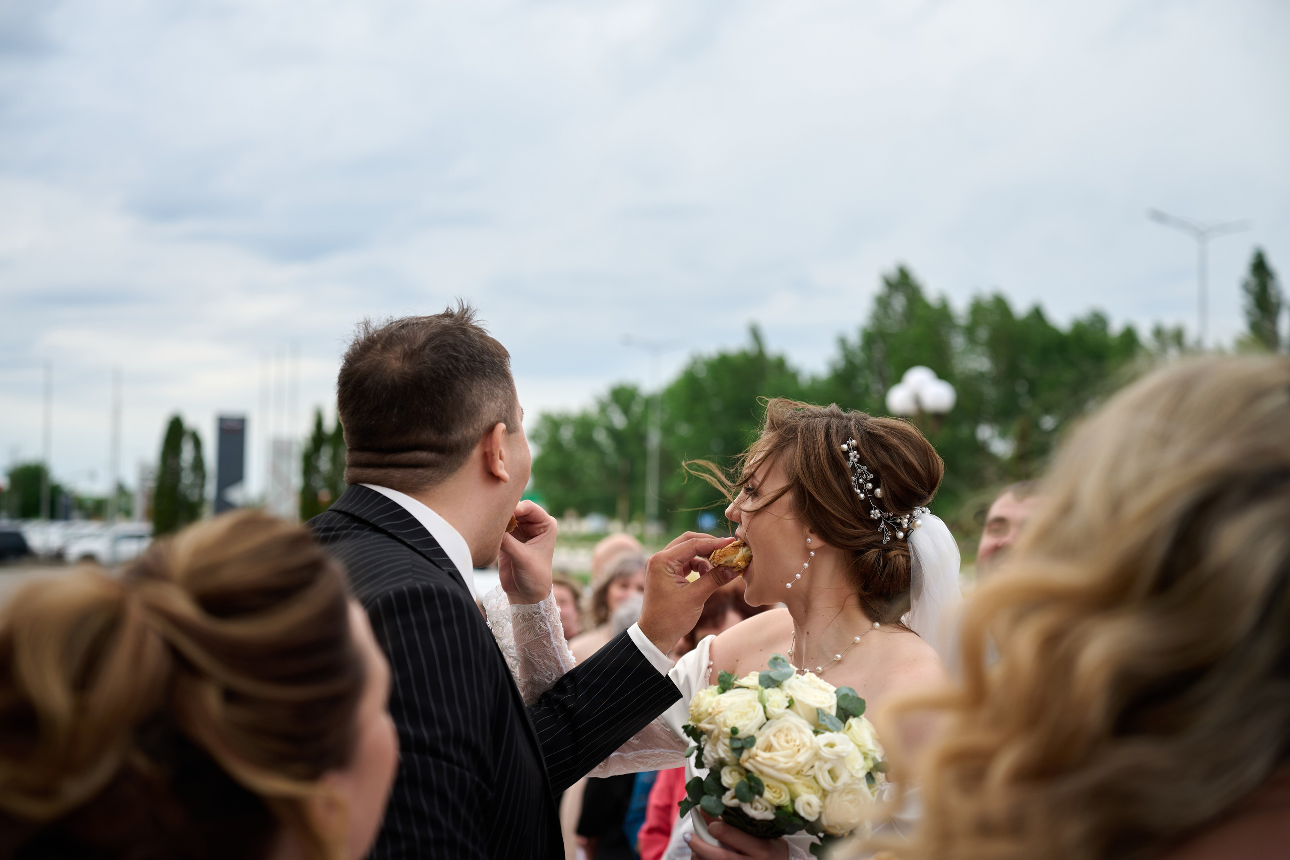 Гибридная съемка свадьбы Виктора и Виктории. Профессиональный фотограф Старый Оскол, Губкин — свадьба, венчание, крещение, юбилей и день рождения
