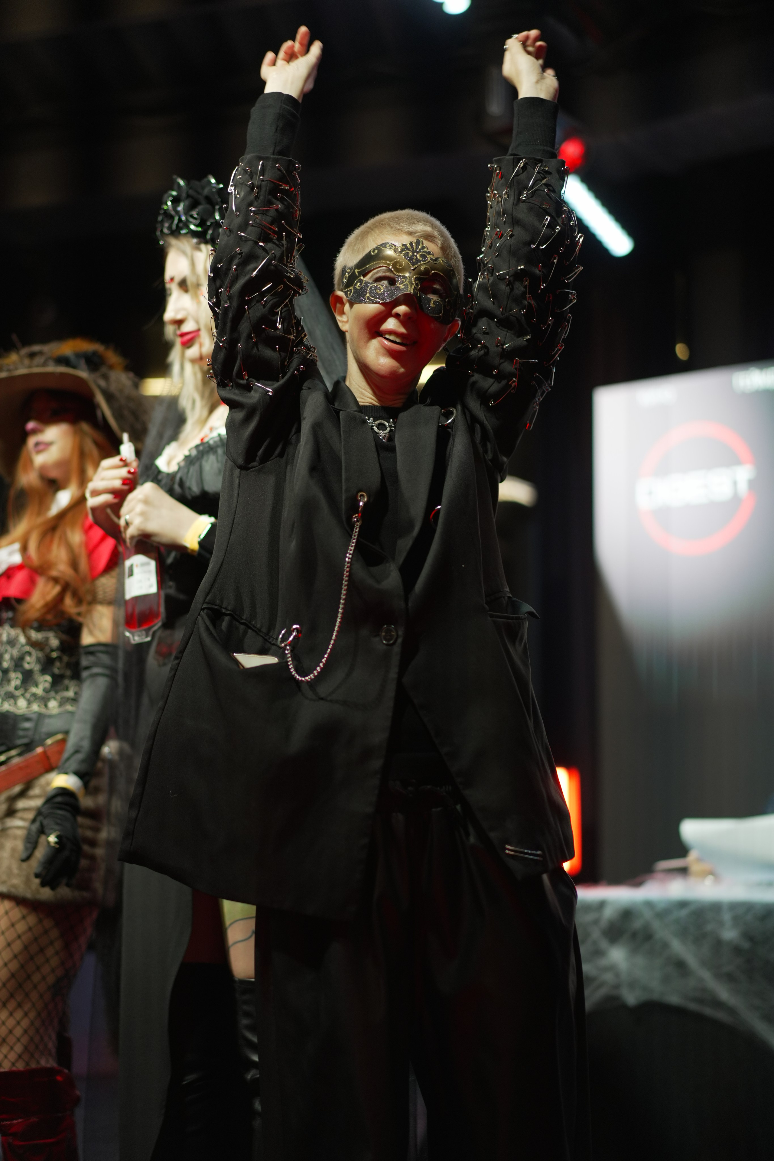 SОФИТЫ | 03.11. Фотограф, оператор и рилсмейкер в Москве — Ася Палагута