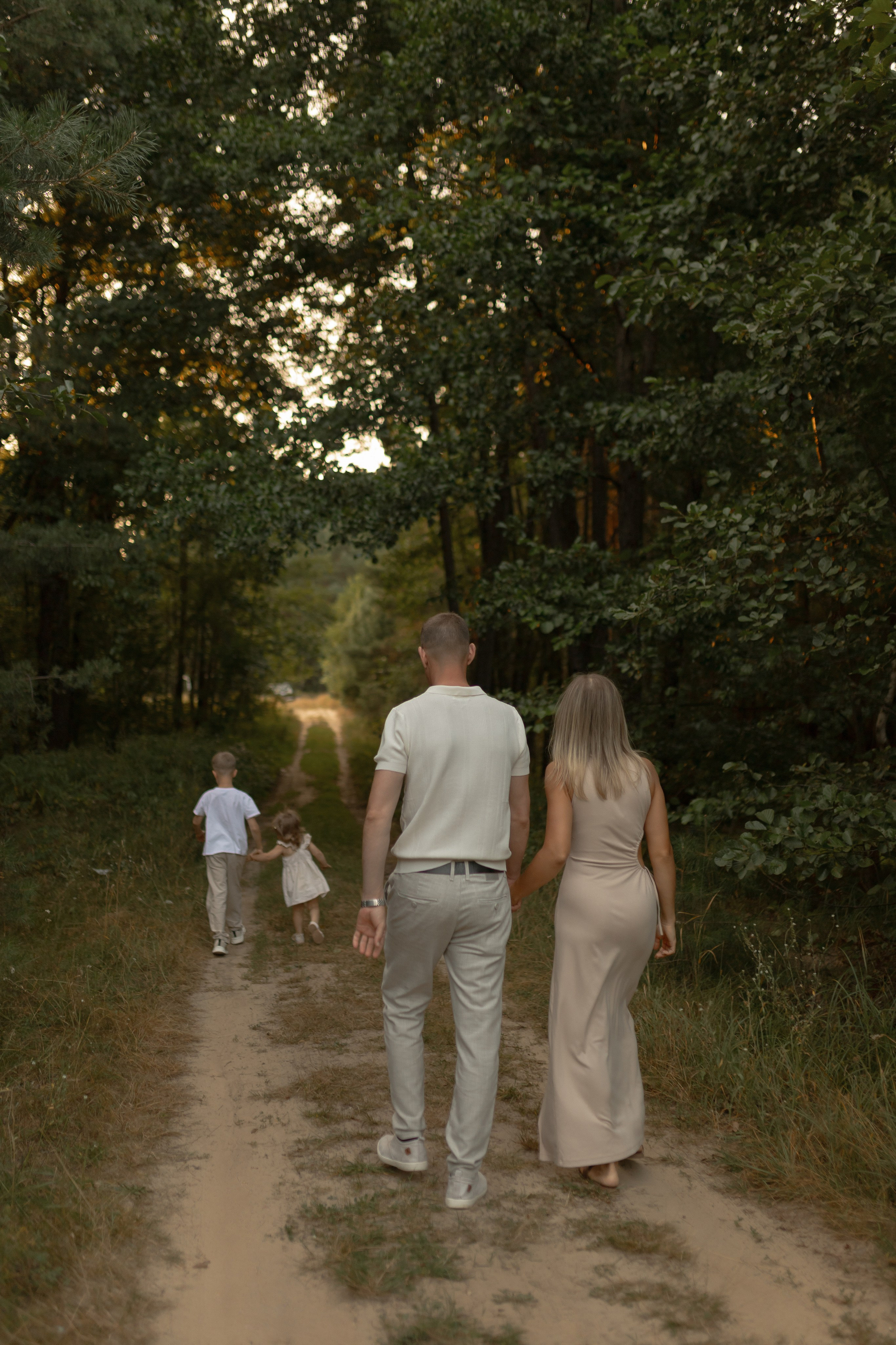 Алексей, Мария, Ваня и Варя. Фотограф Татьяна Семенова