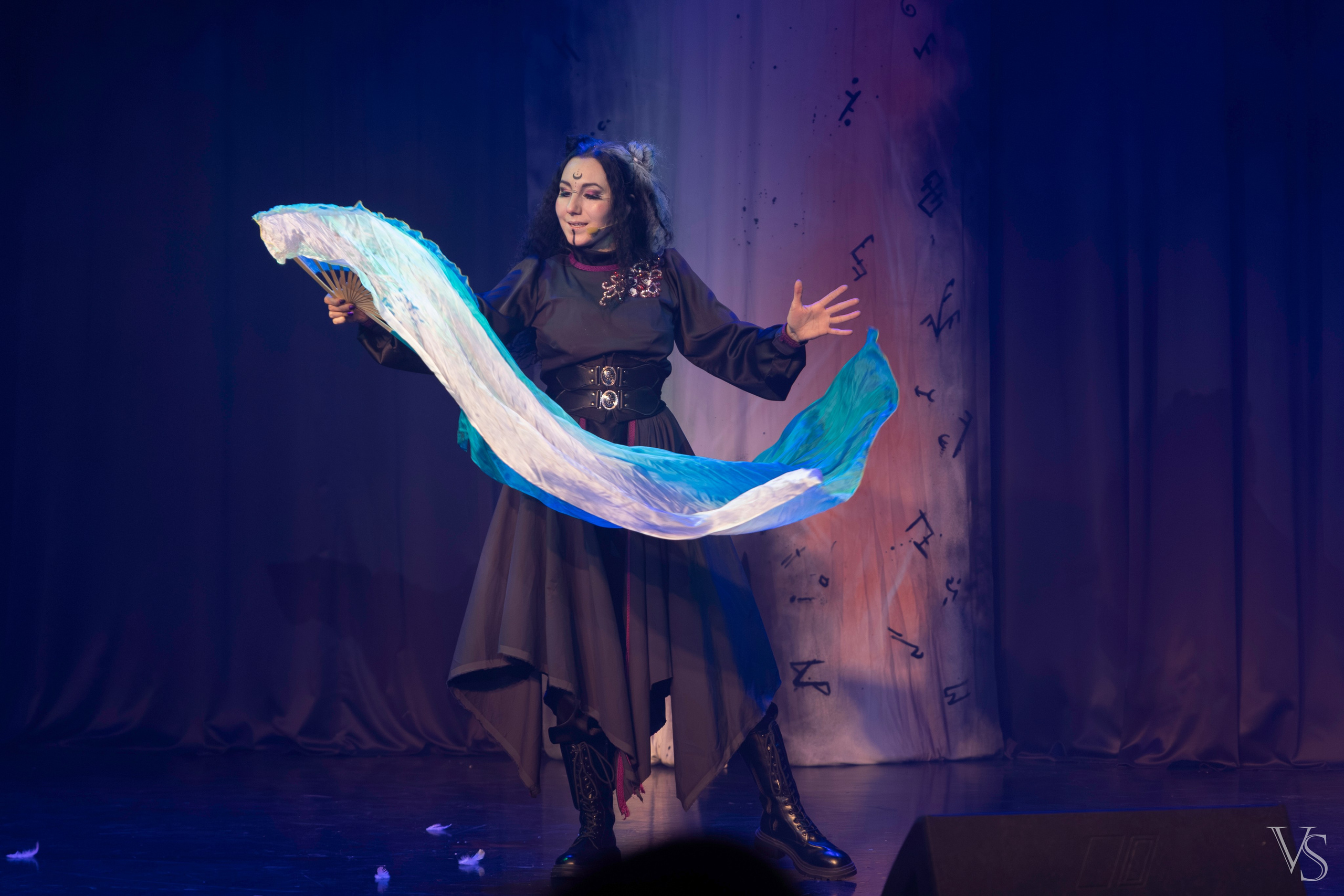 Книга стихий 25.01. Фотограф Виктор Степанов