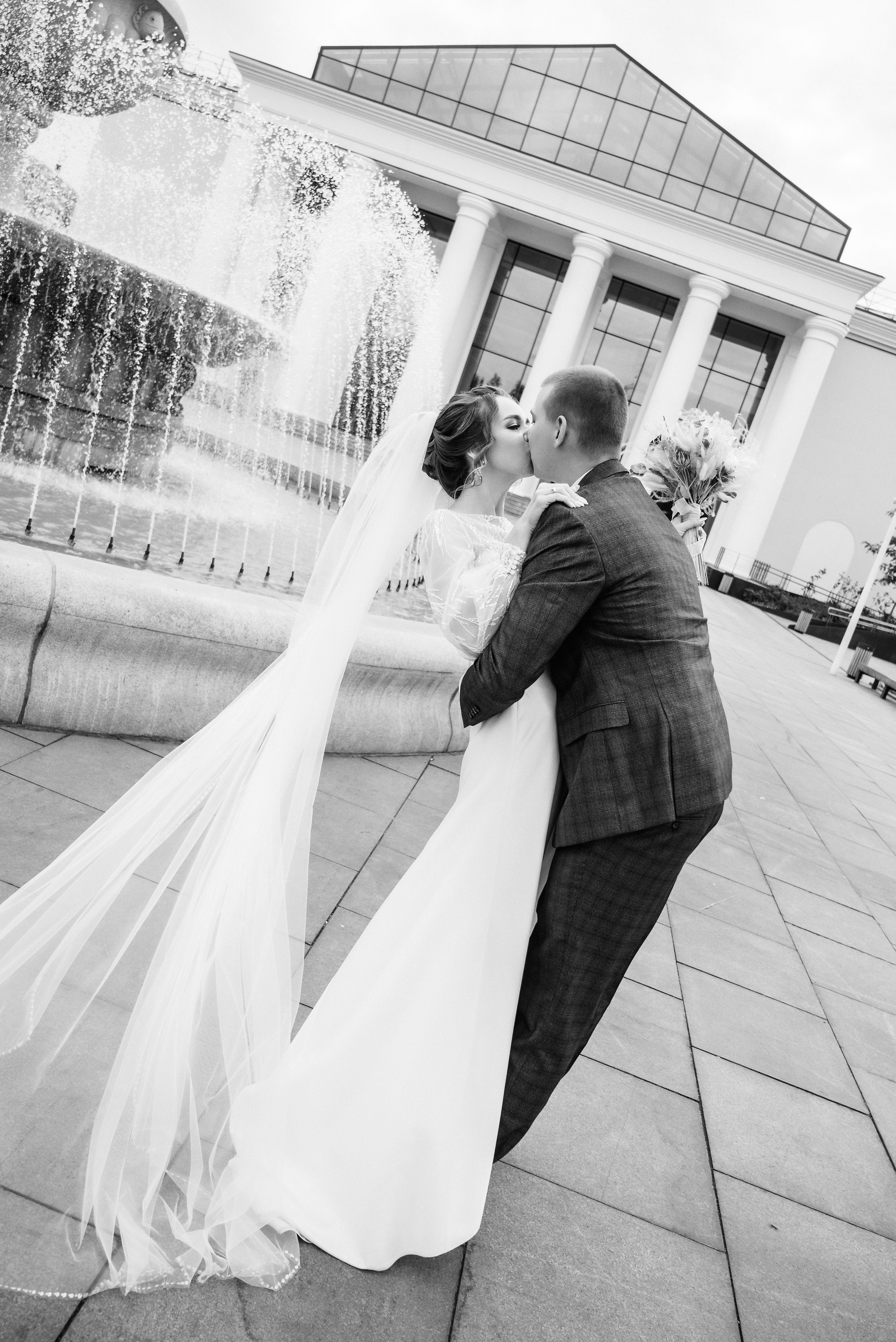 Полина и Данил (полный день в Кузнечной). Свадебный и портретный фотограф в Липецке Юлия Свит