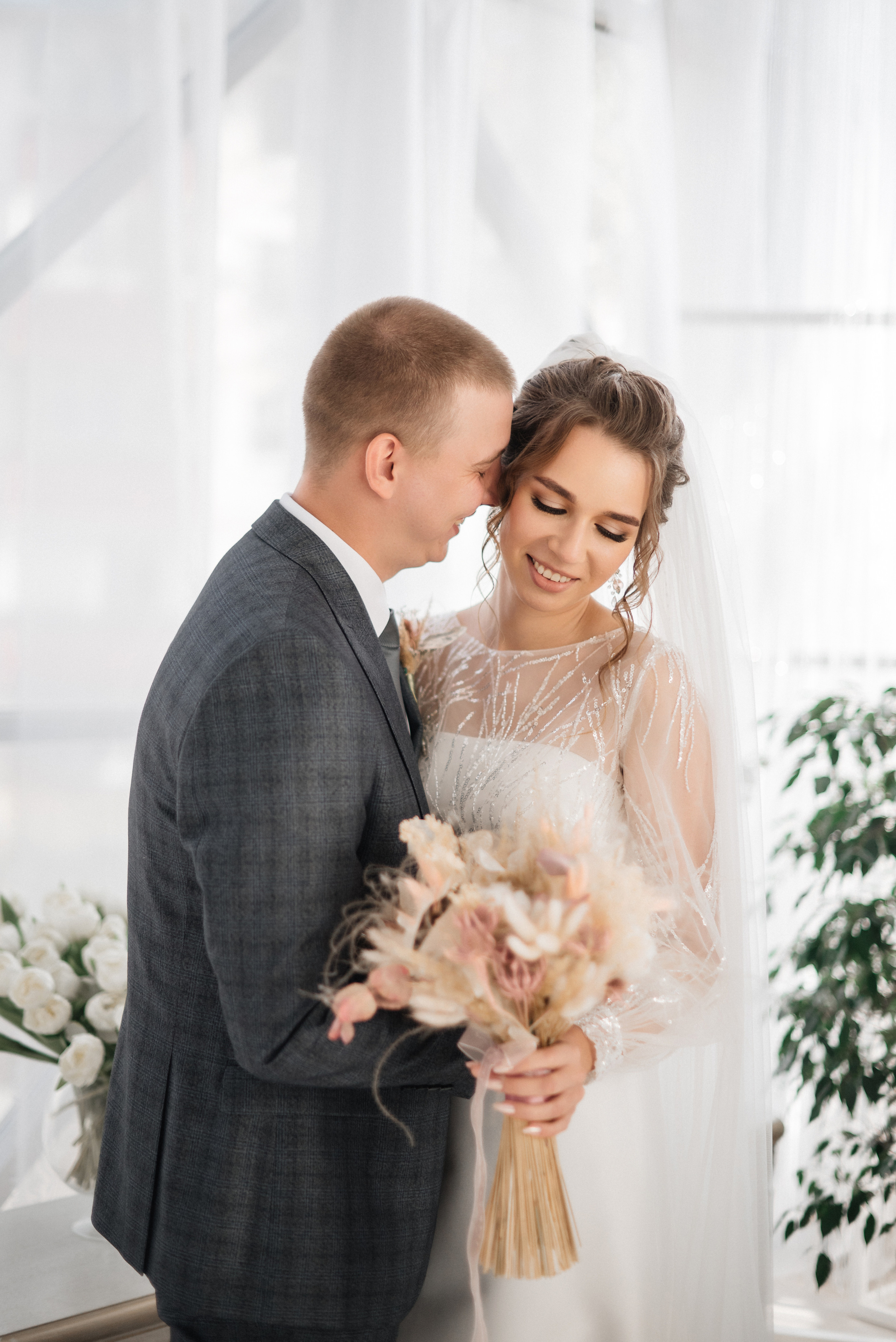 Полина и Данил (полный день в Кузнечной). Свадебный и портретный фотограф в Липецке Юлия Свит