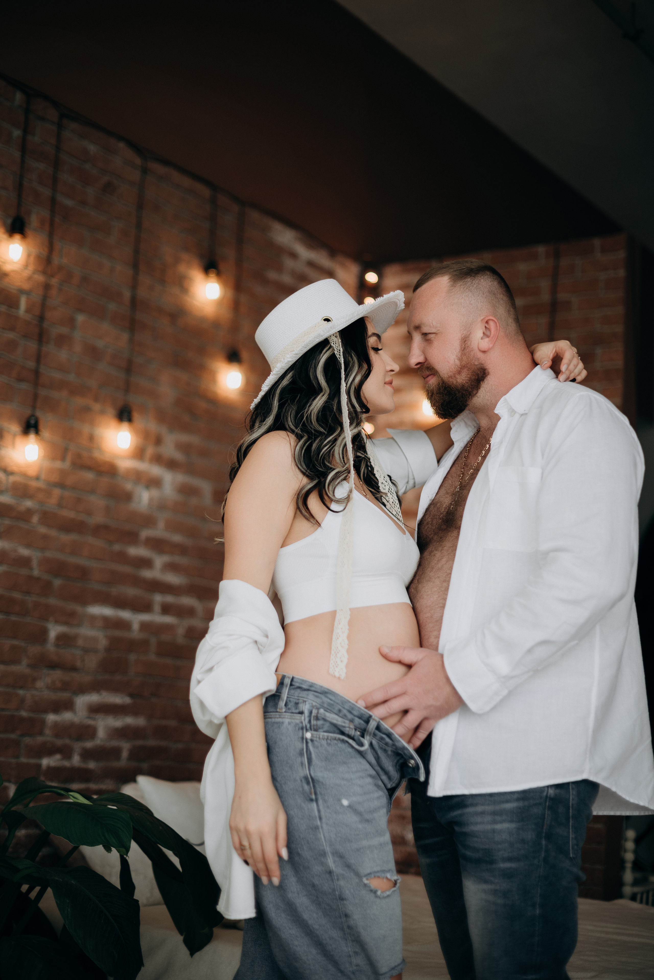 Маша и Саша в ожидании чуда, еще маленький животик. Свадебный и портретный фотограф в Липецке Юлия Свит