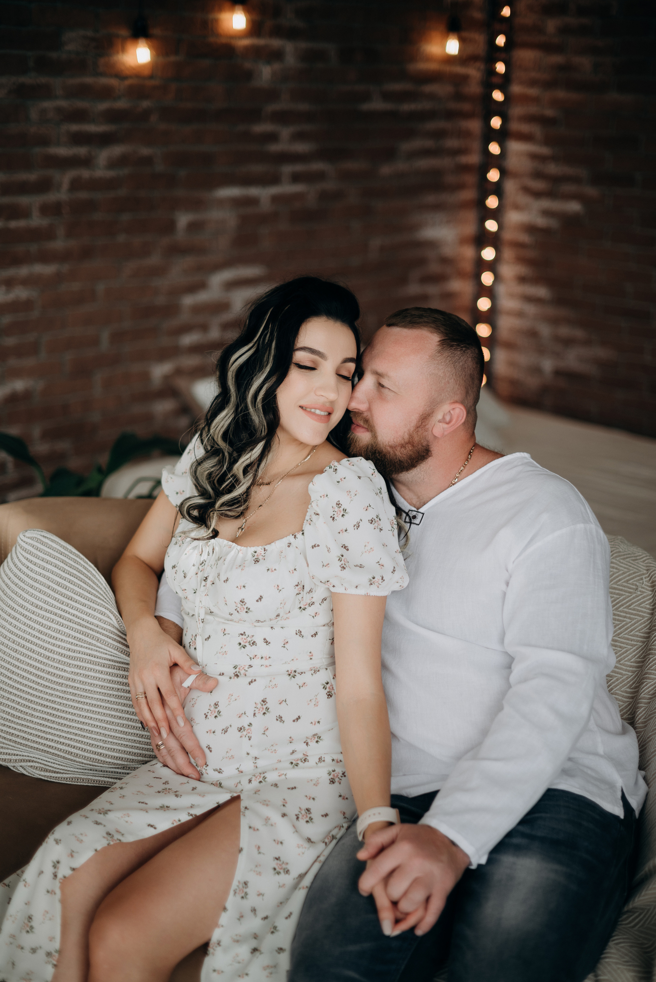 Маша и Саша в ожидании чуда, еще маленький животик. Свадебный и портретный фотограф в Липецке Юлия Свит