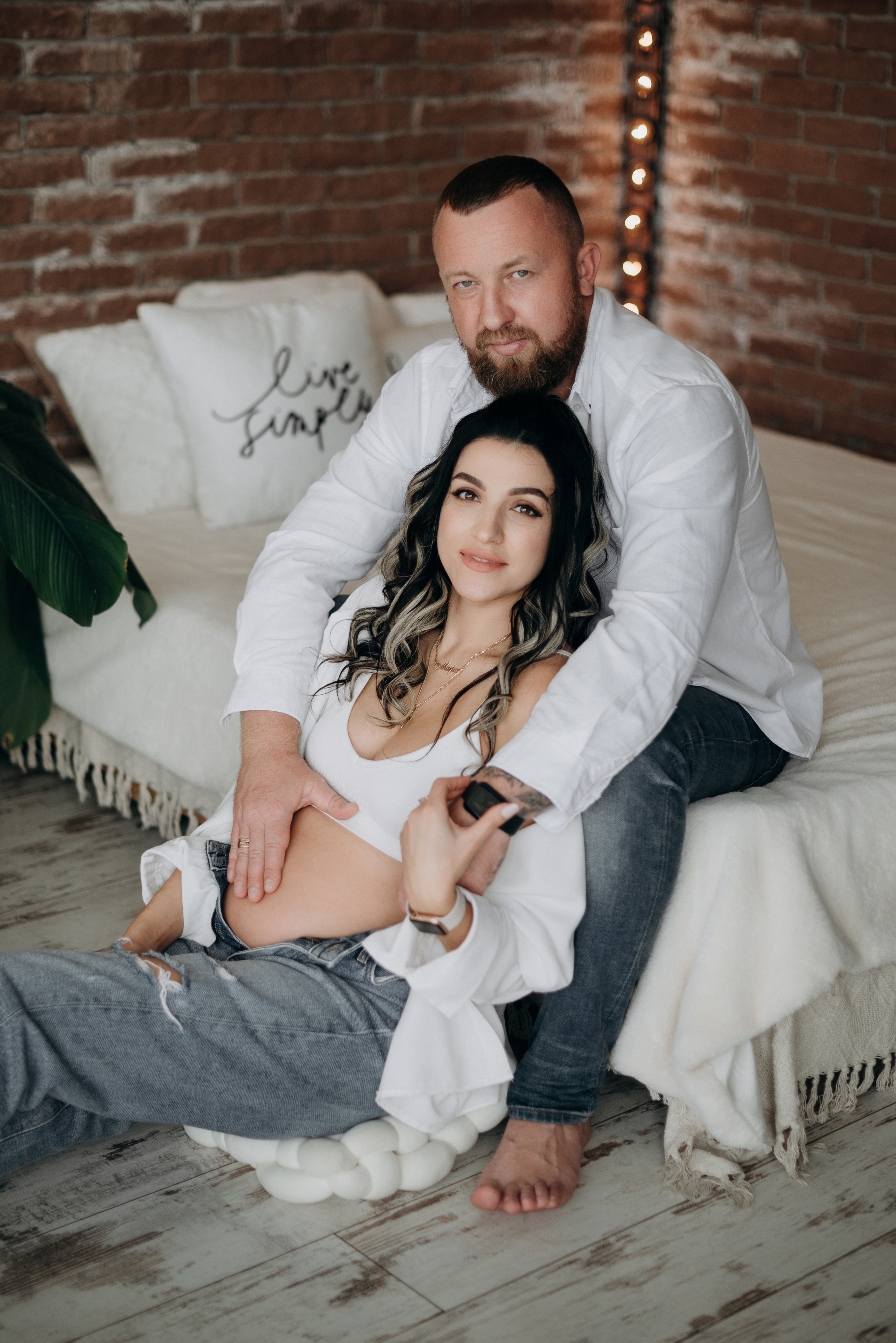 Маша и Саша в ожидании чуда, еще маленький животик. Свадебный и портретный фотограф в Липецке Юлия Свит