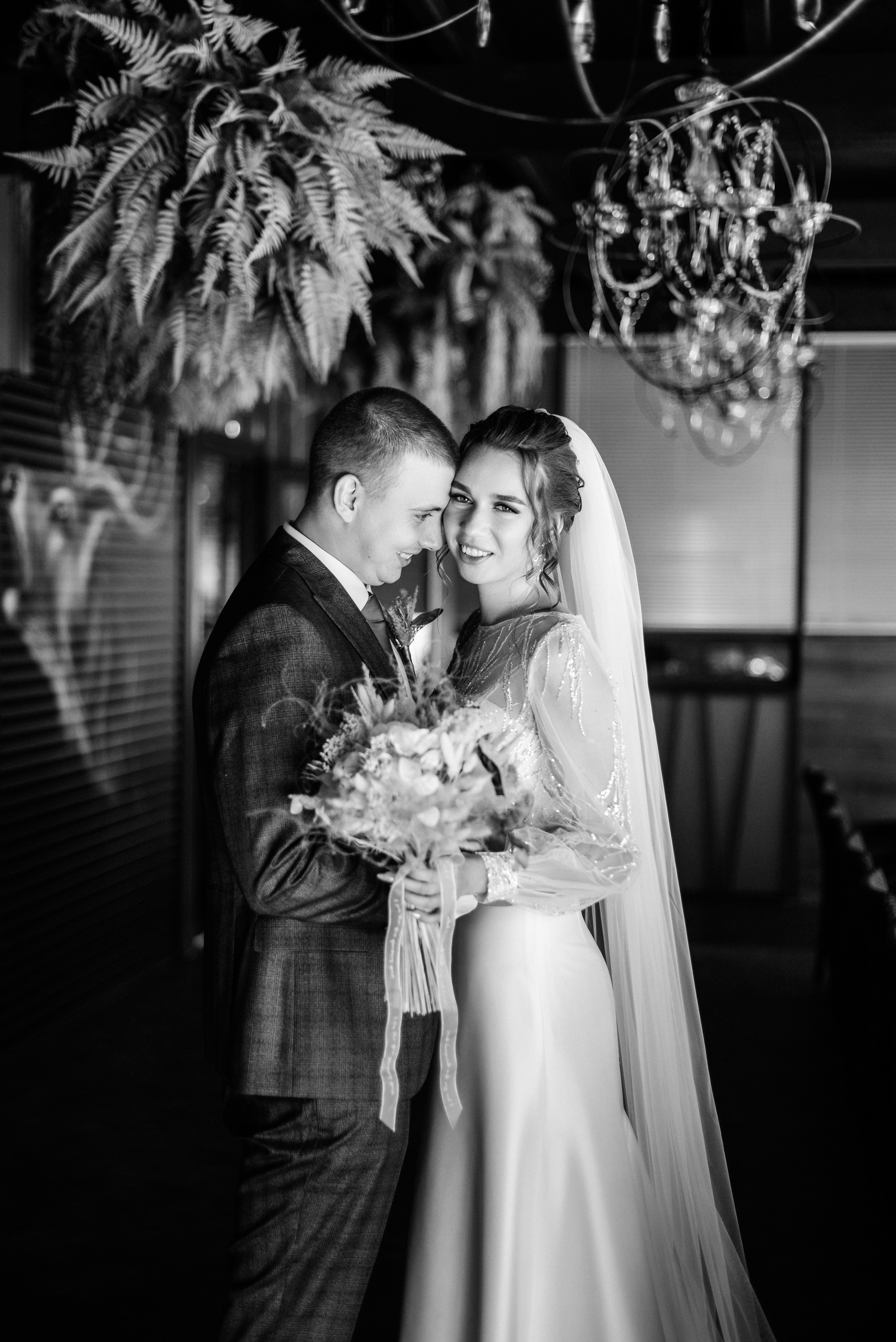 Полина и Данил (полный день в Кузнечной). Свадебный и портретный фотограф в Липецке Юлия Свит