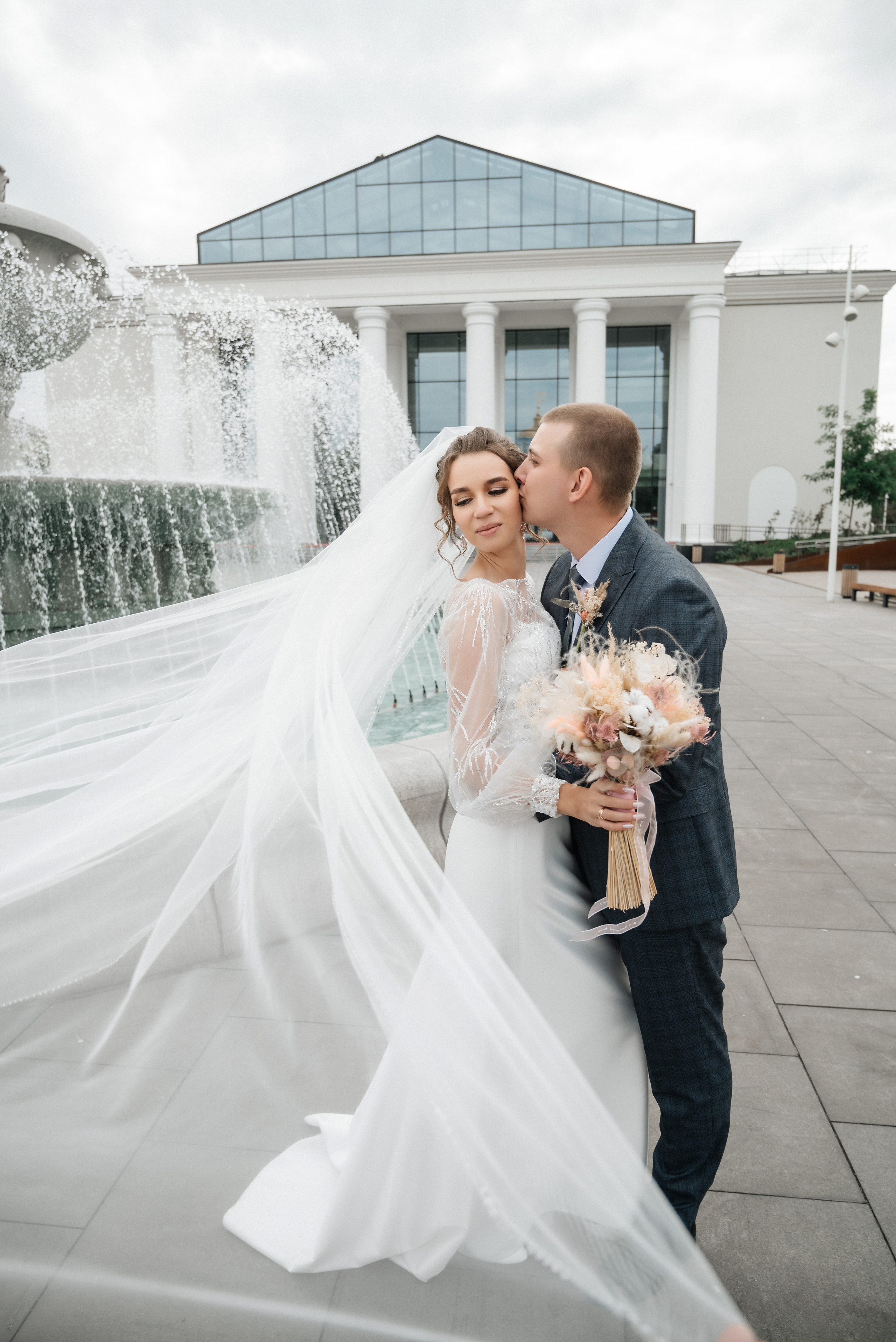 Полина и Данил (полный день в Кузнечной). Свадебный и портретный фотограф в Липецке Юлия Свит