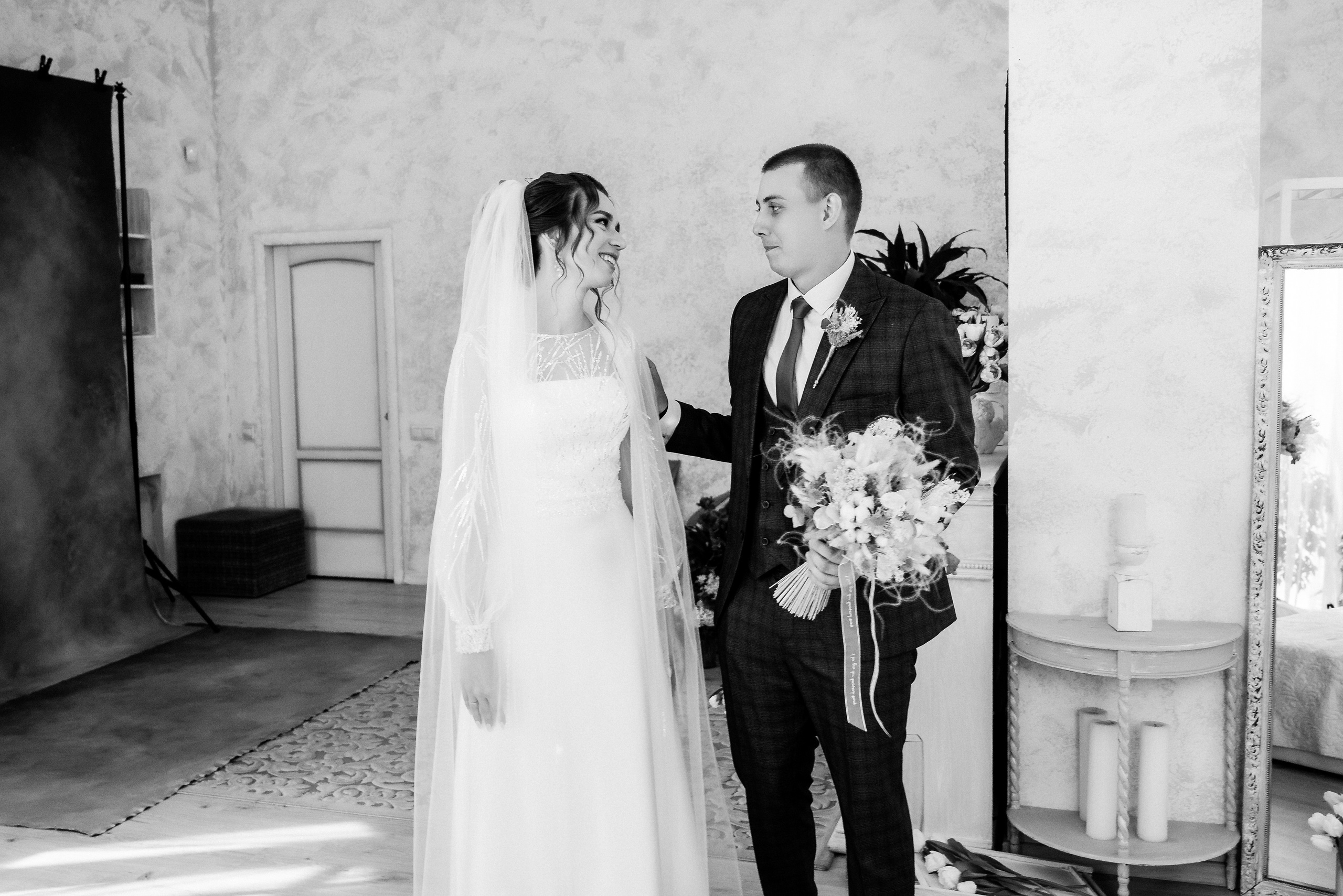 Полина и Данил (полный день в Кузнечной). Свадебный и портретный фотограф в Липецке Юлия Свит