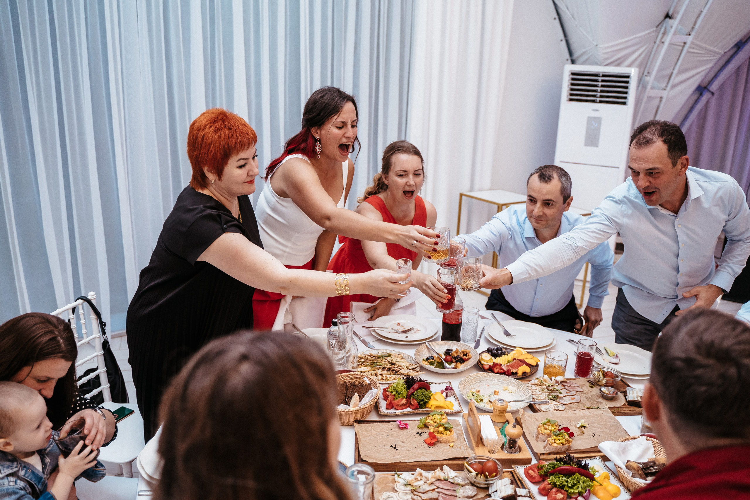 Ави Центр. Свадебный фотограф в Симферополе