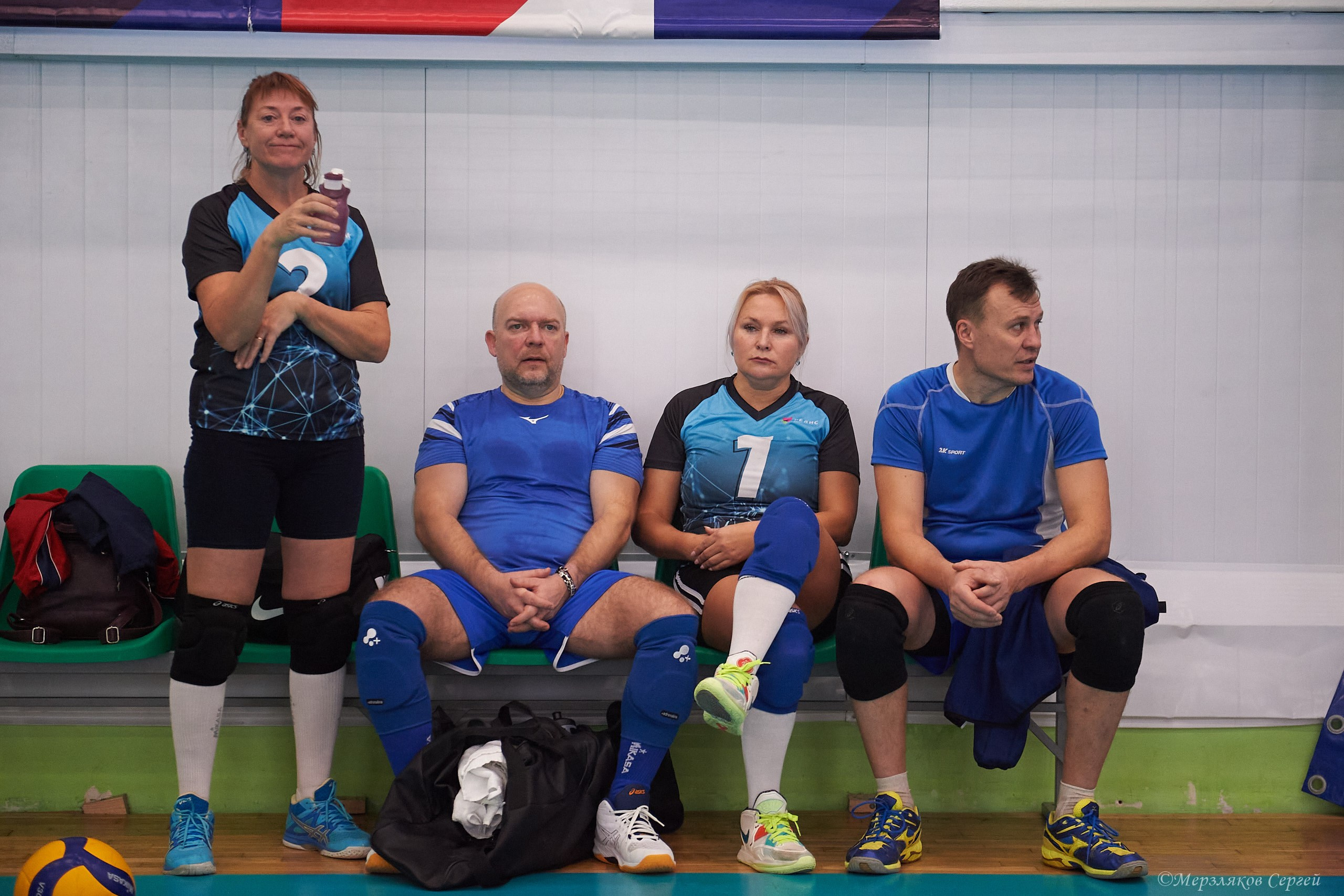 Новогодний волейбольный турнир. Ижевск. 16.12.23. Спортивный репортажный фотограф в Ижевске Сергей Мерзляков