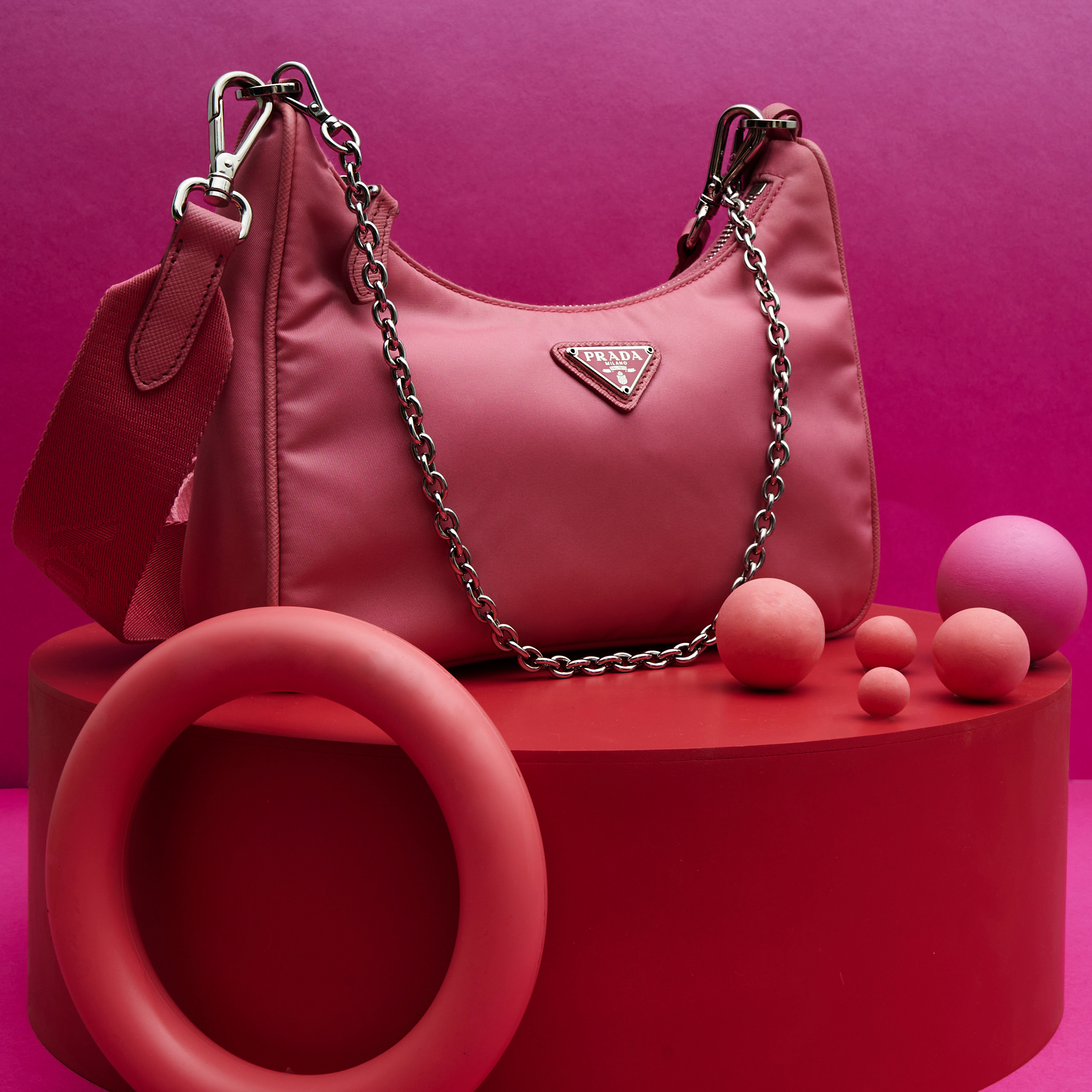 THE CULTT. Креативный продюсер / сет—дизайнер