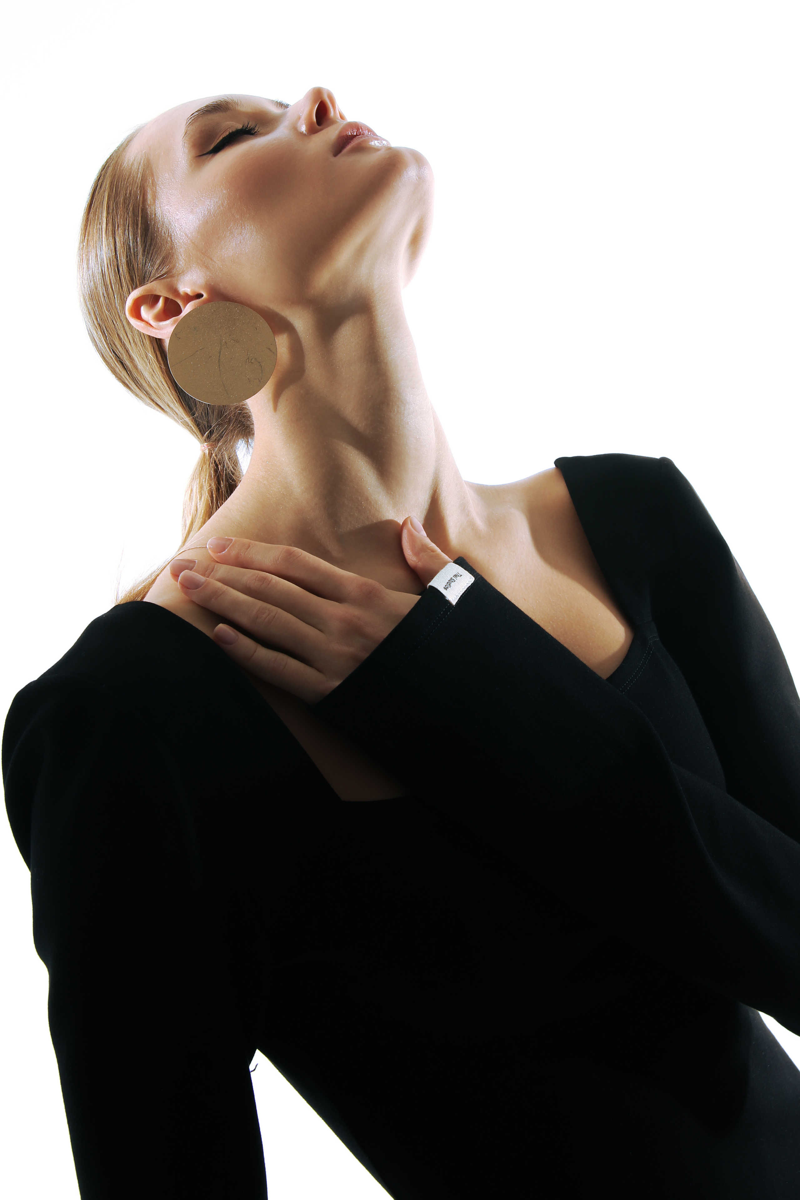 Thel studios. Креативный продюсер / сет—дизайнер