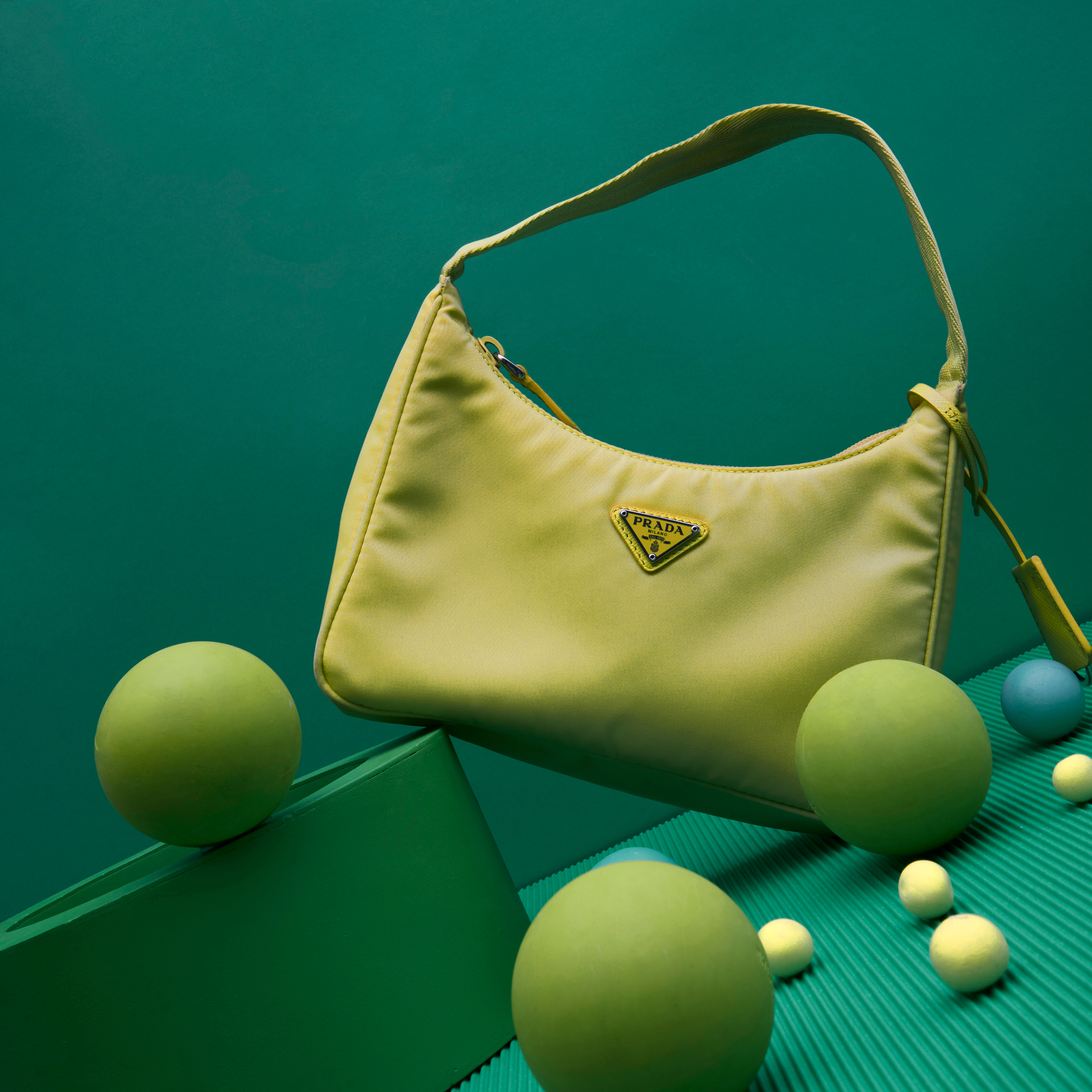 THE CULTT. Креативный продюсер / сет—дизайнер