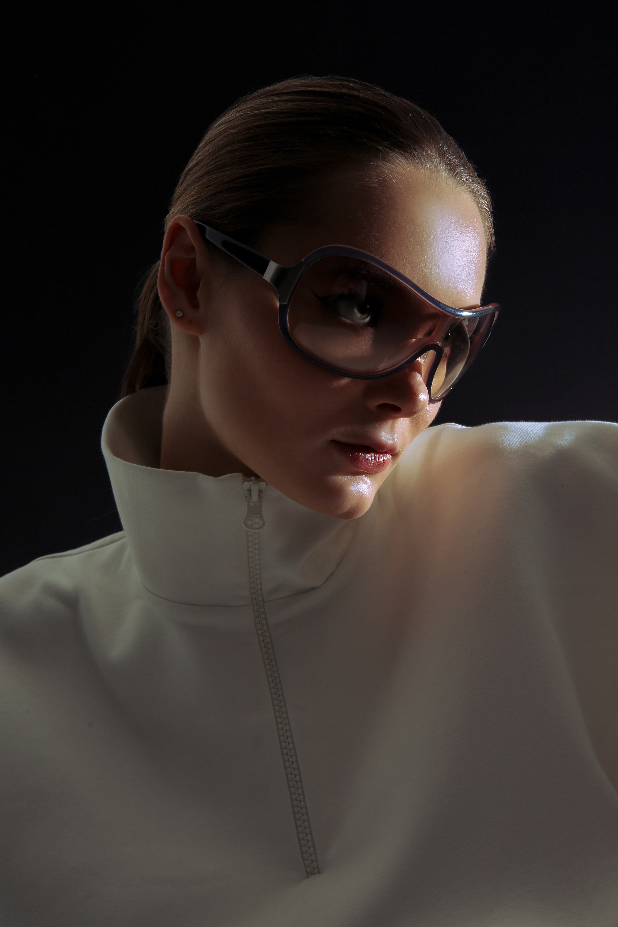 Thel studios. Креативный продюсер / сет—дизайнер