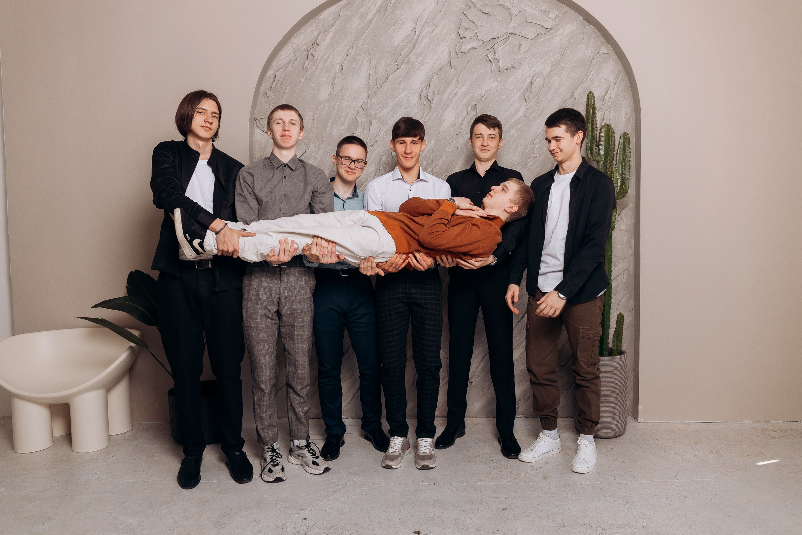 Групповые фотографии. BREAKBOOK | Выпускные альбомы в Пензе и Пензенской области