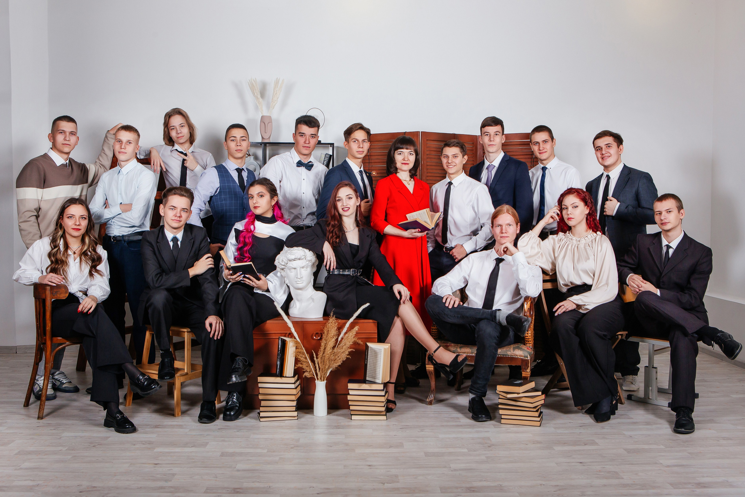 Классика. Фото дети. Выпускные альбомы Нижний Тагил