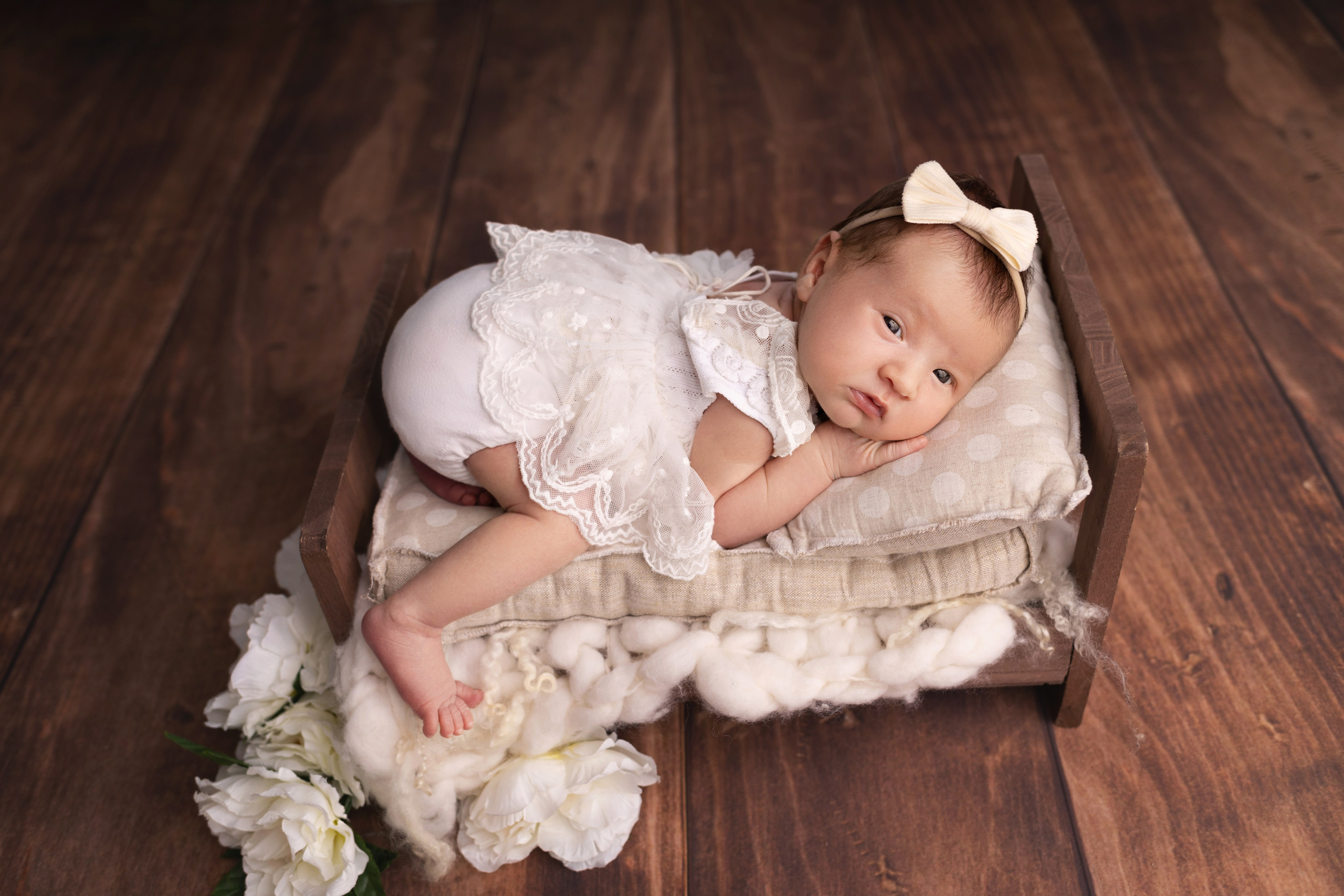 Классическая фотосессия малыша. Фотограф новорожденных малышей в Омске и Омской области Эльвира Камаева