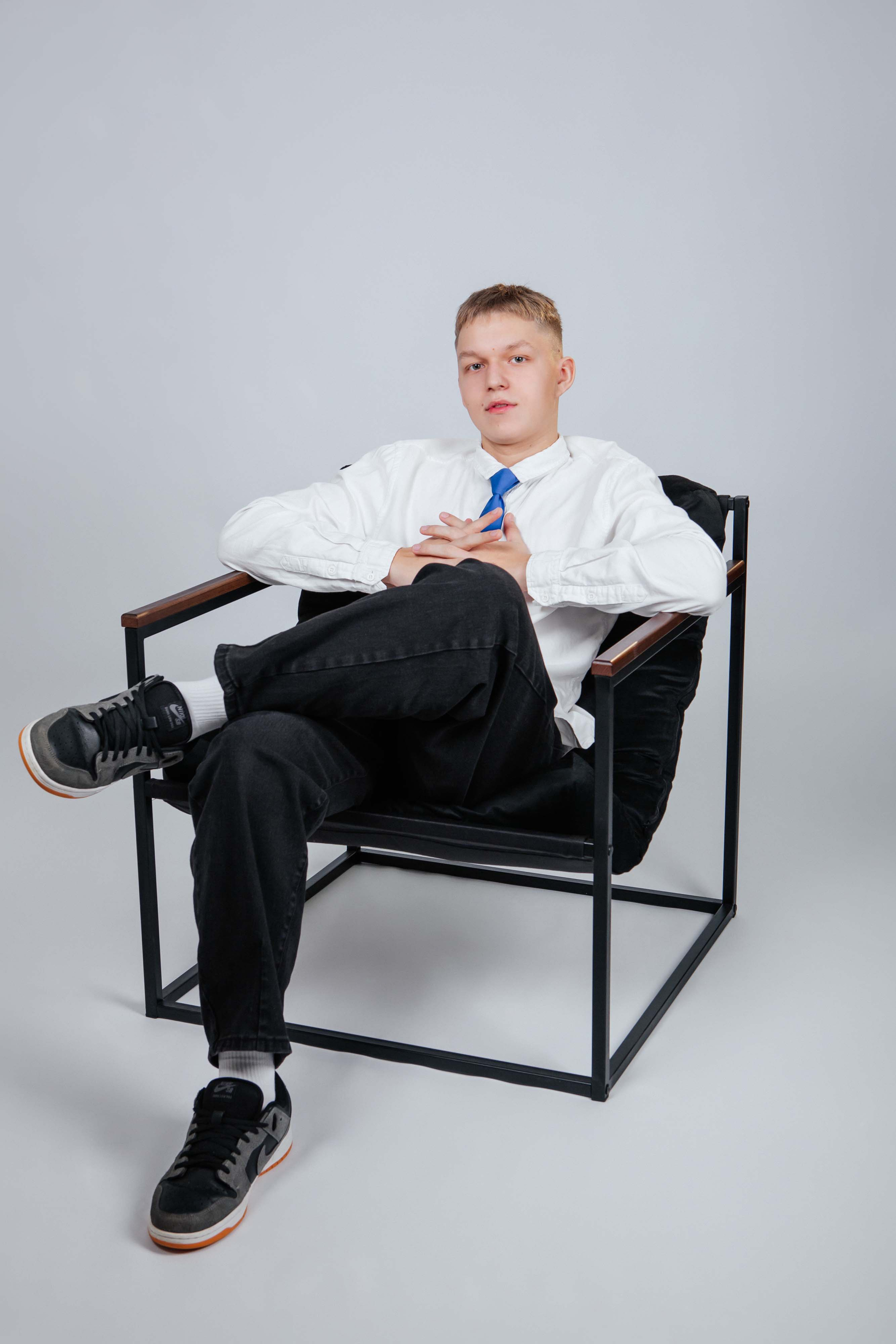 Белый фон. Фото дети. Выпускные альбомы Нижний Тагил