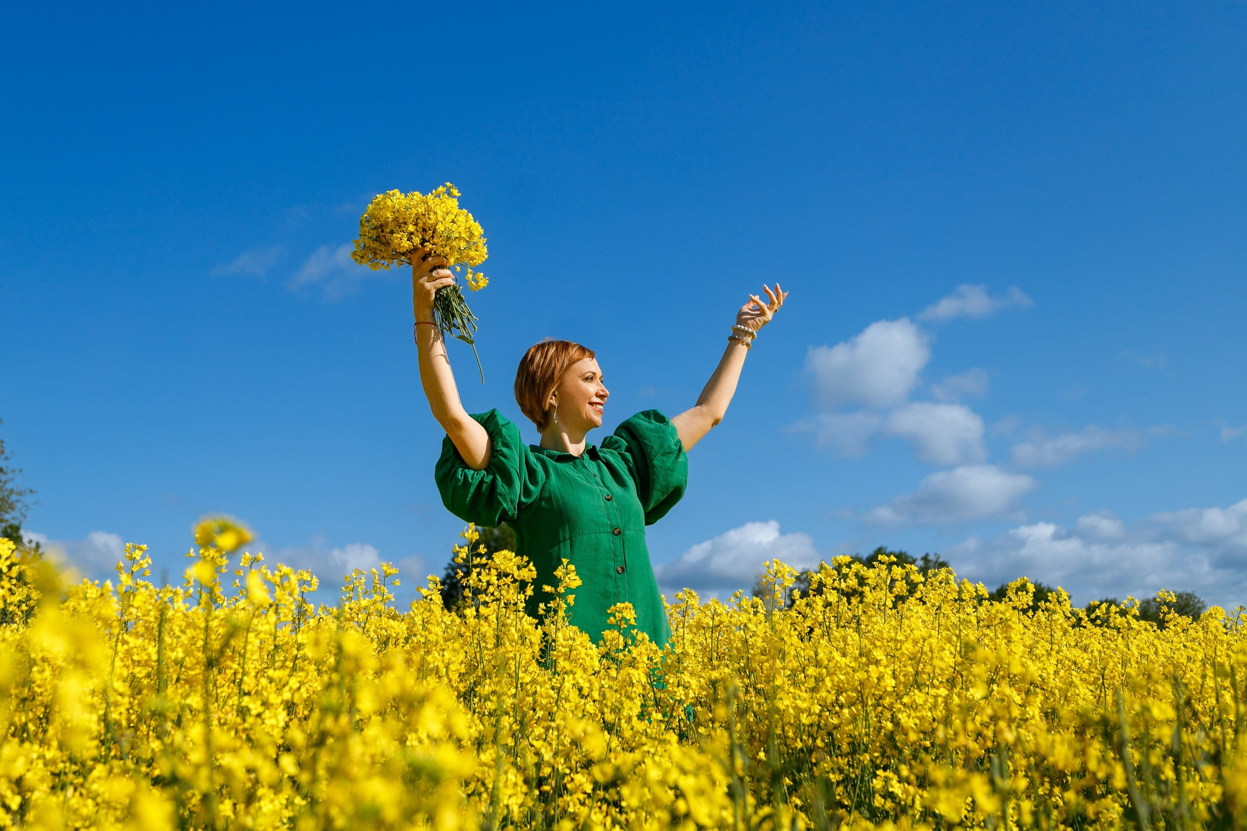 Фотосессия в рапсовом поле
