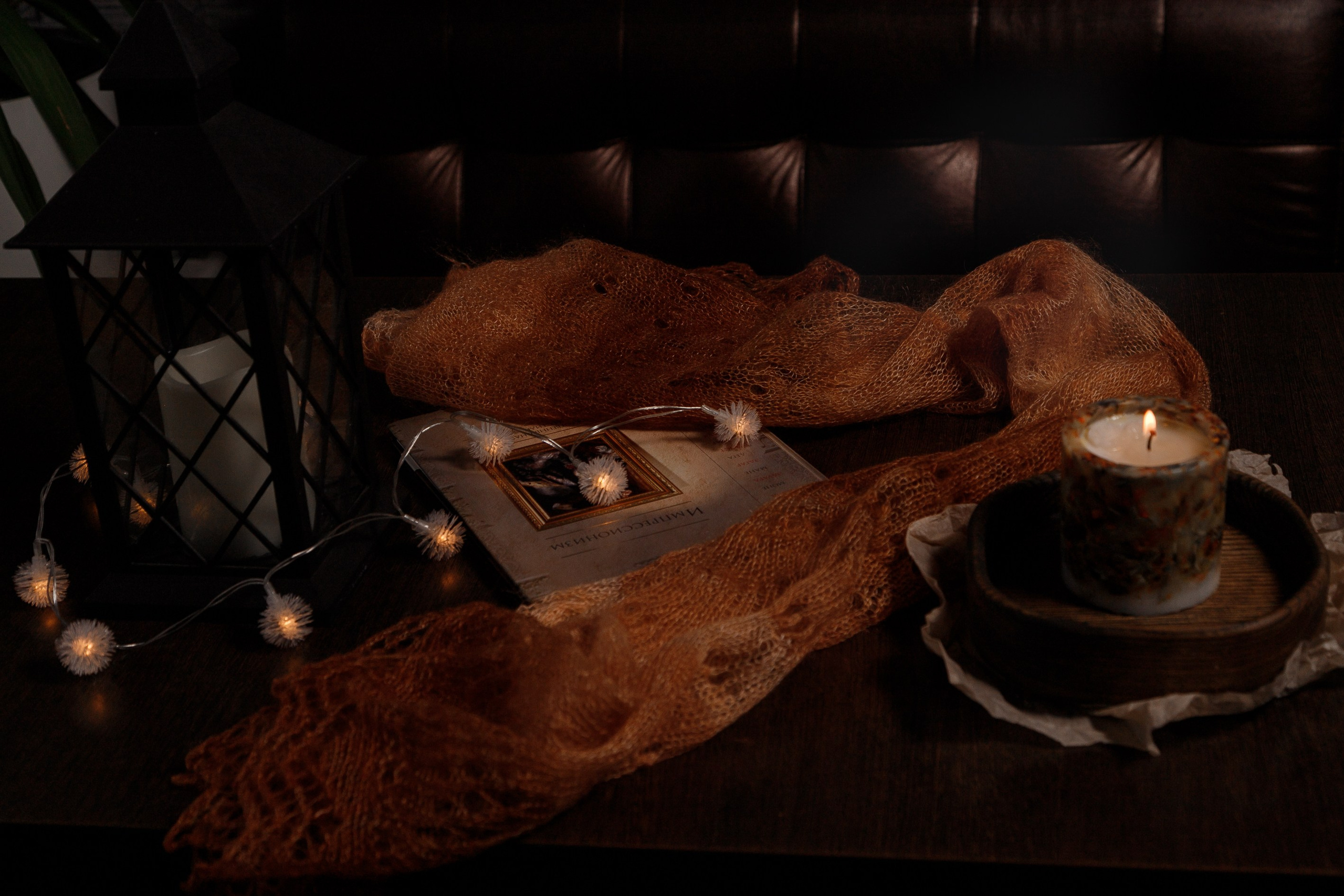 уютная фотосессия для контента мастер свечей 