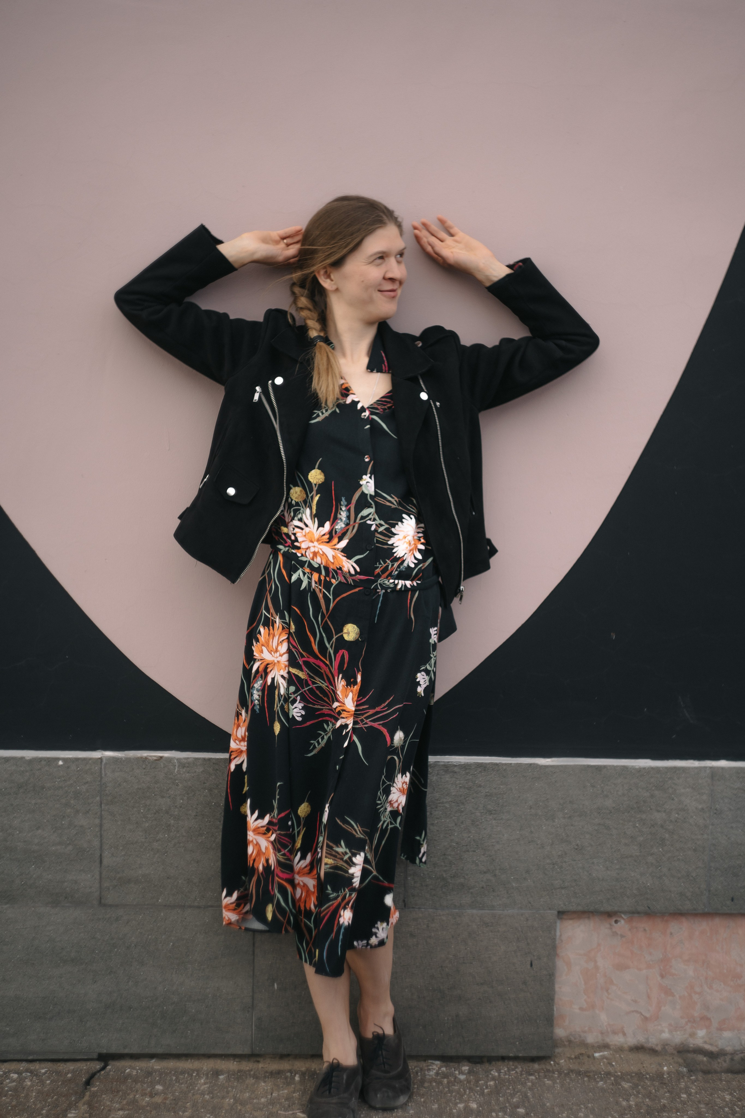 Женский портрет в городе. Семейный и детский фотограф в Москве