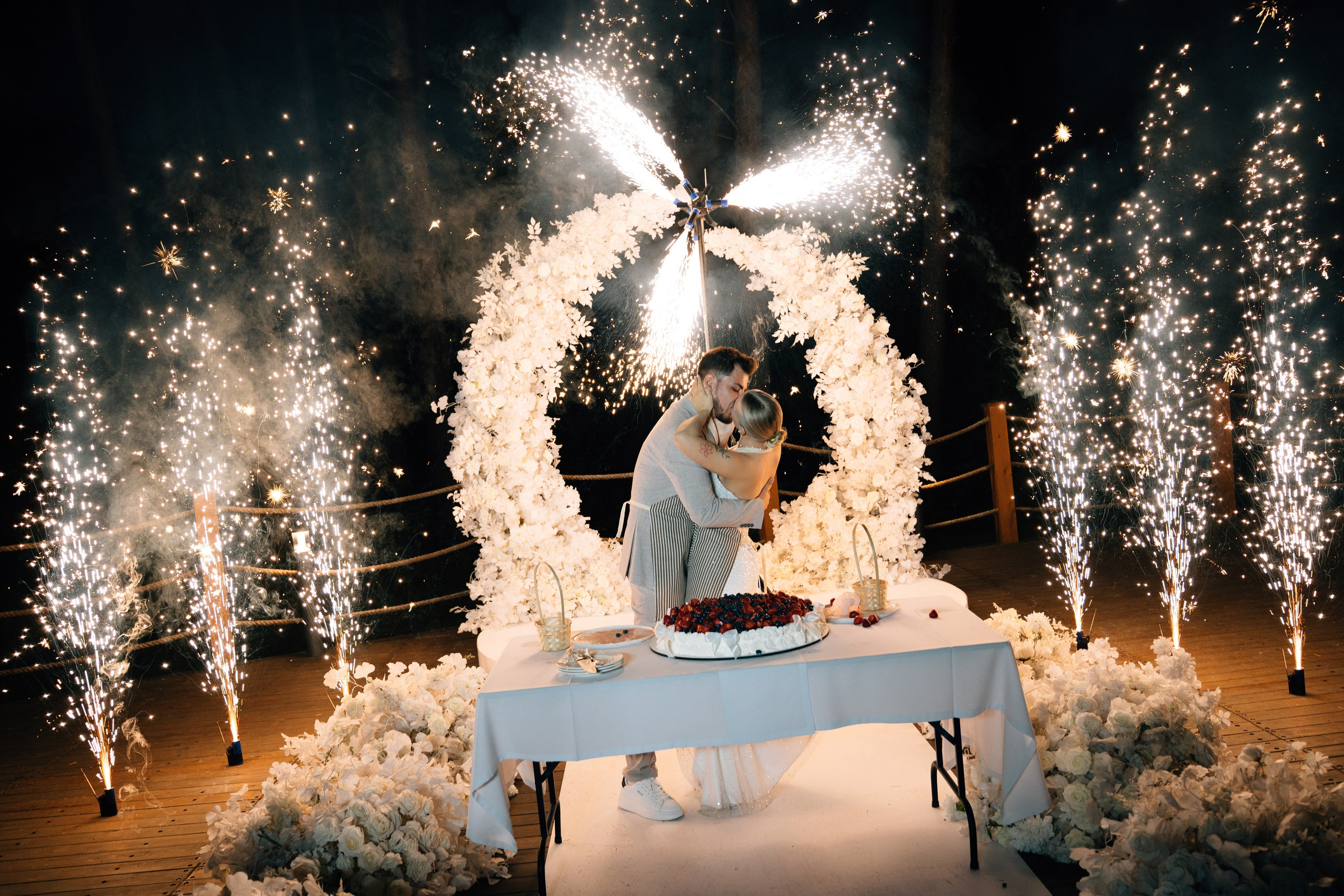 Галстуки и бабочки. Свадебная, семейная и коммерческая Фото|Видеосъёмка