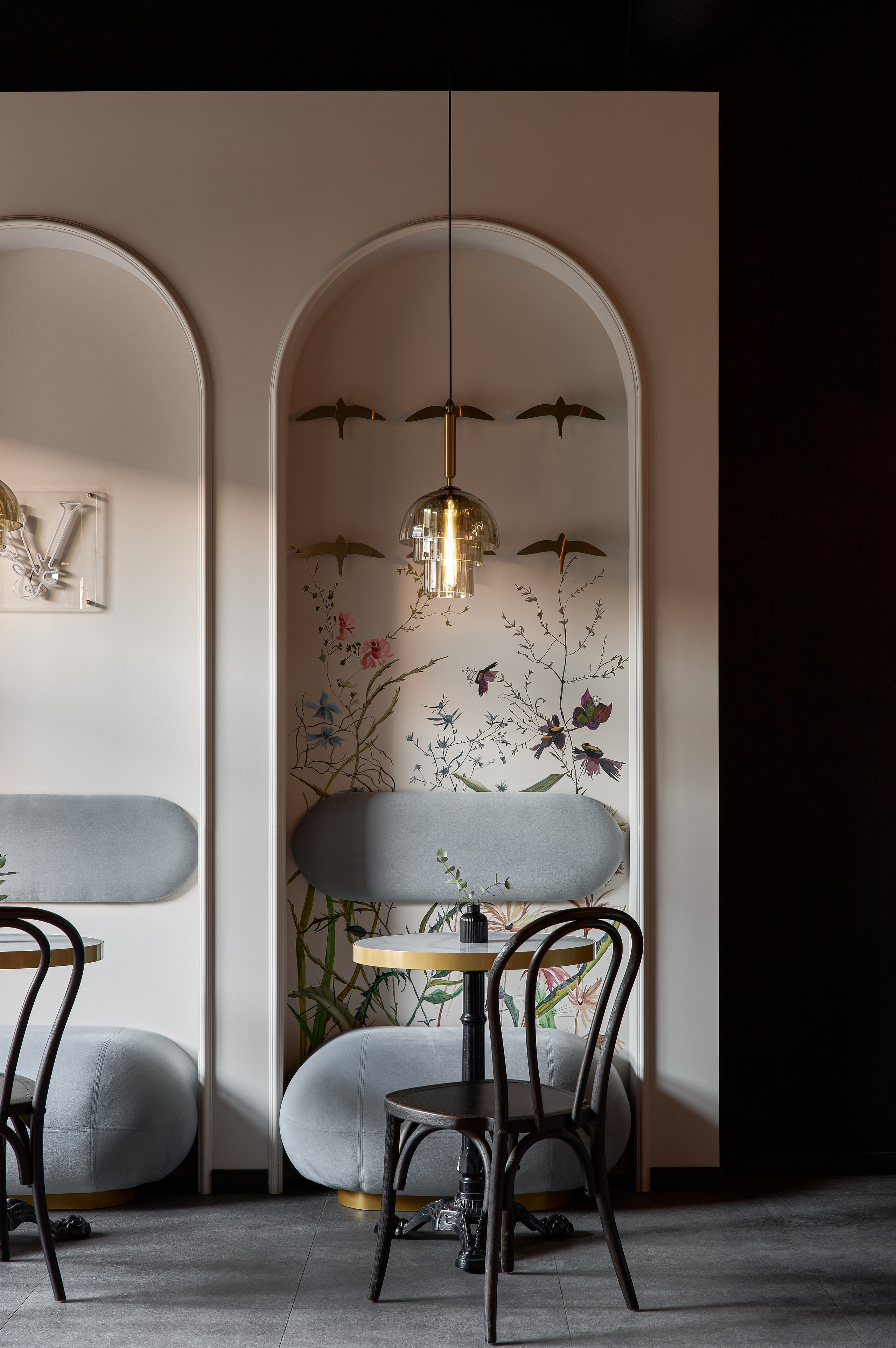 Кафе «Vesna». Дизайнер Георгий Хатнюк. Интерьерный фотограф в Краснодарском крае Светлана Шурлова