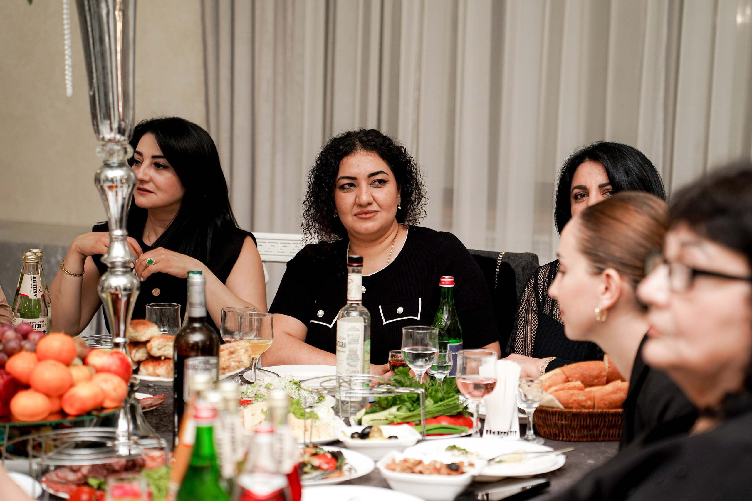 Сватовство. Свадебный фотограф в Ростове-на-Дону. Таинство Крещения и Венчания, семейные фотосессии. Алёна Чёботова