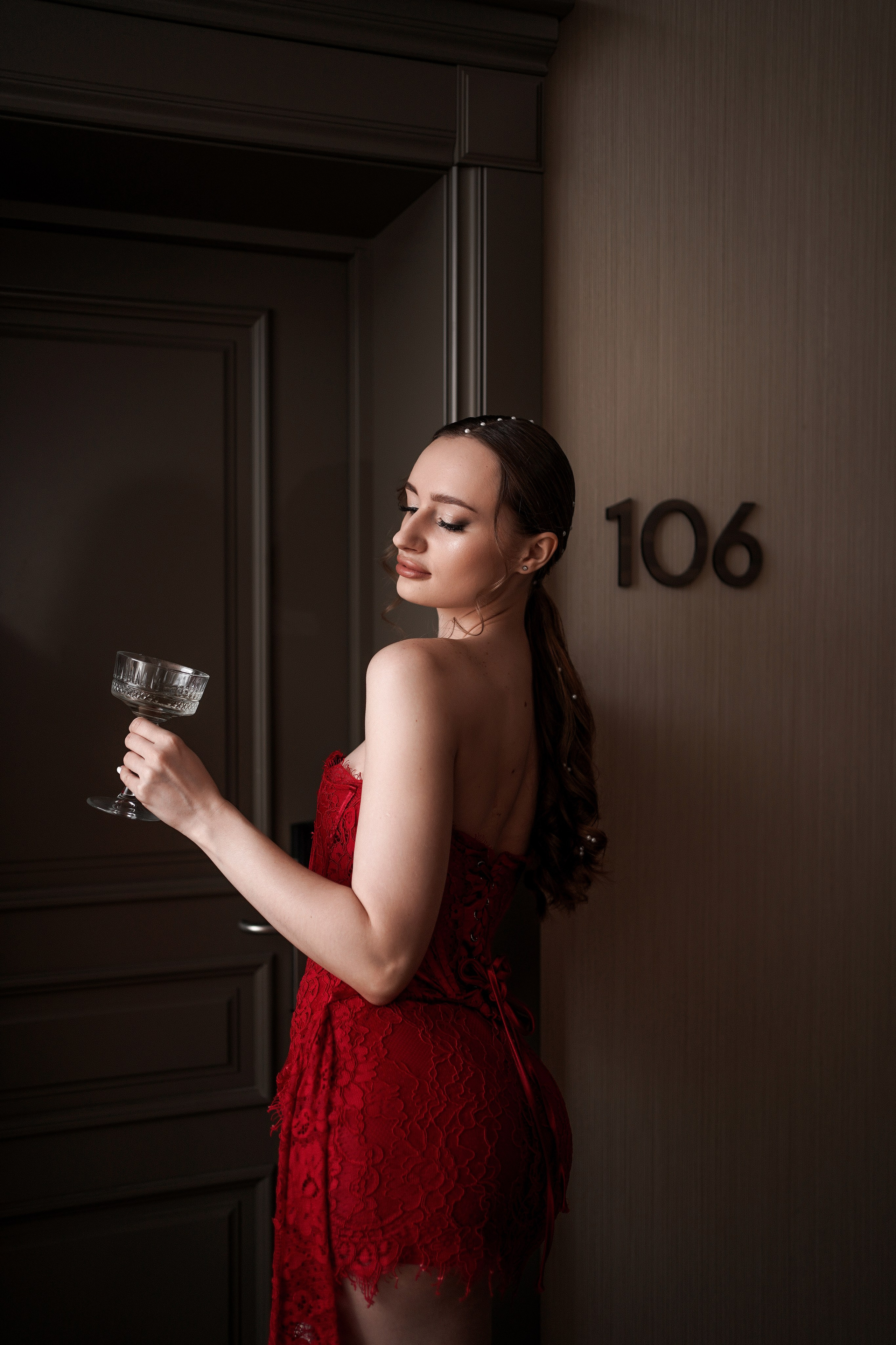 Фотопроект в отеле Графский парк. Женская фотосессия. Фотограф в Ростове-на-Дону. Алина. Свадебный фотограф в Ростове-на-Дону. Таинство Крещения и Венчания, семейные фотосессии. Алёна Чёботова