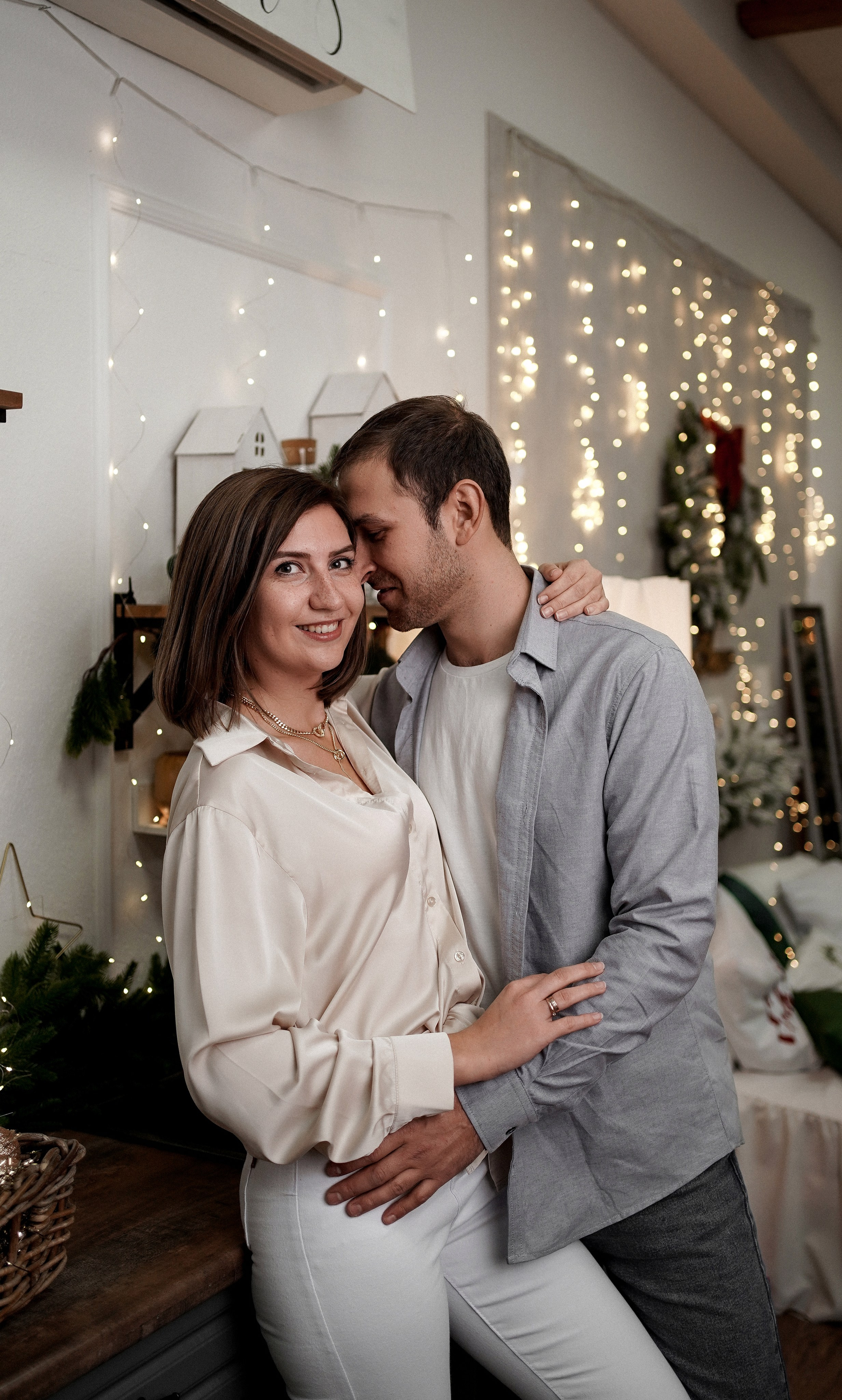 Новогодняя семейная фотосессия в фотостудии Авокадо. Фотограф Ростов-на-Дону. Свадебный фотограф в Ростове-на-Дону. Таинство Крещения и Венчания, семейные фотосессии. Алёна Чёботова