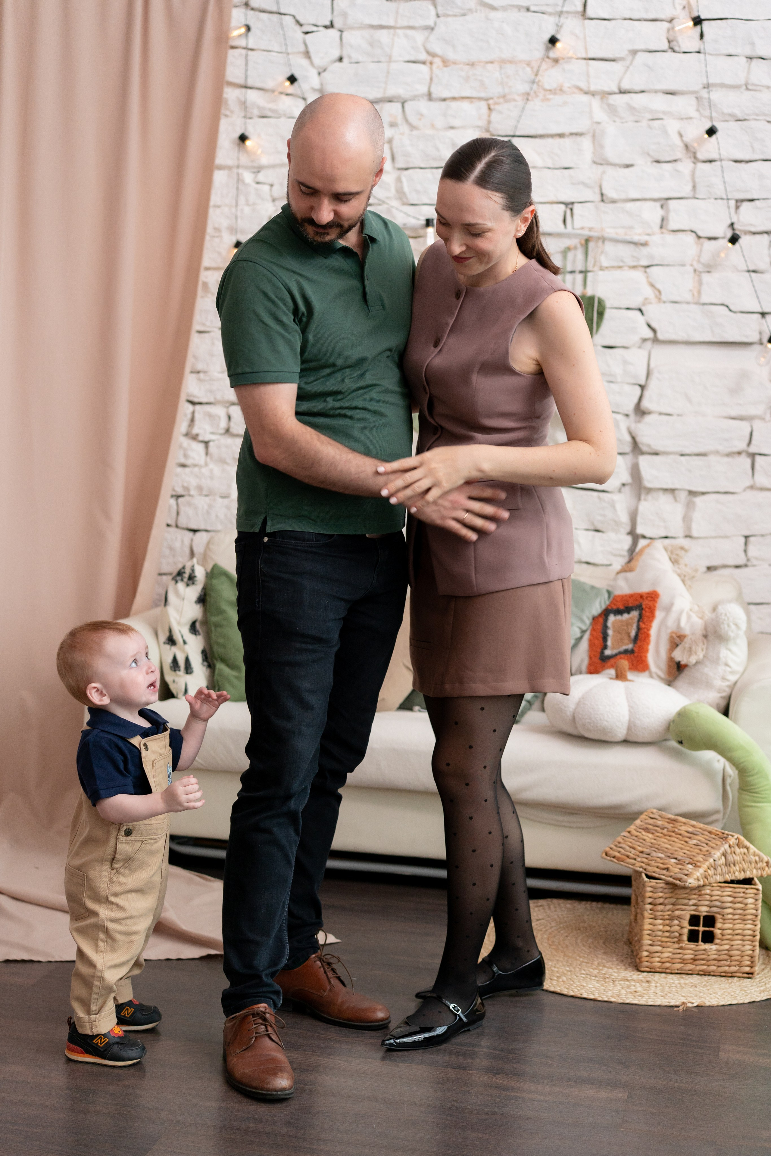 Петр и Алла с мамой и папой!. Детская, семейная фотостудия в Санкт-Петербурге