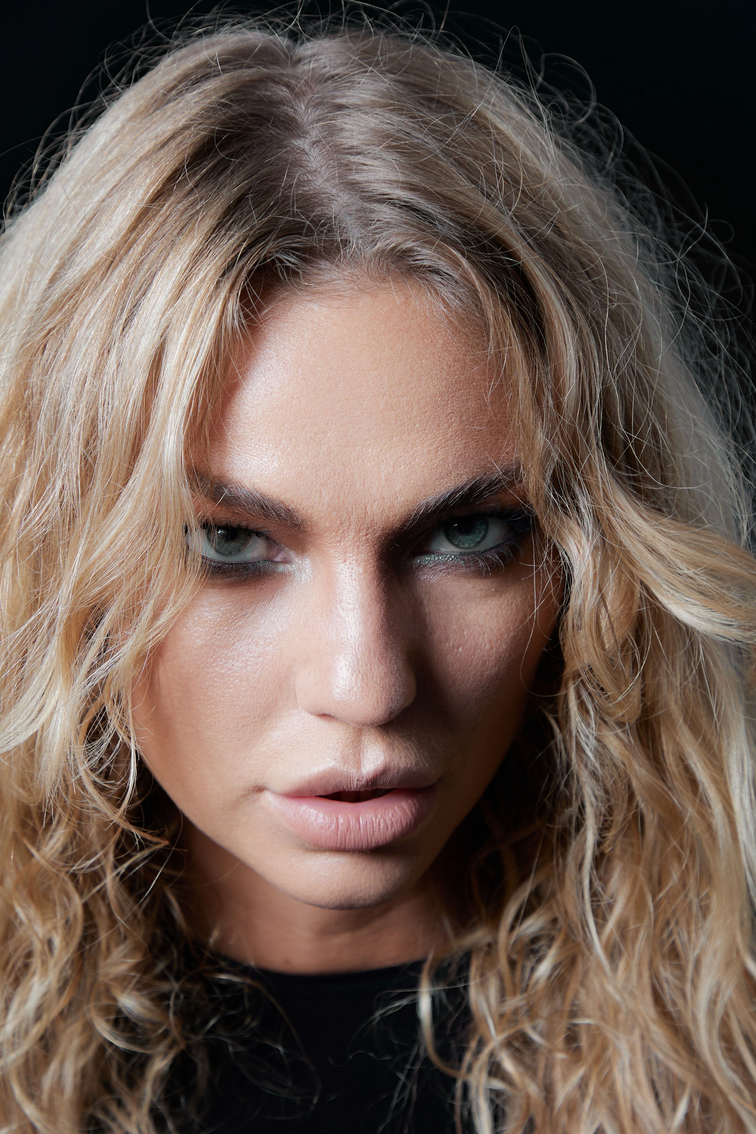 Карина и Катя. Фотограф Денис Лесковский (Тюмень)