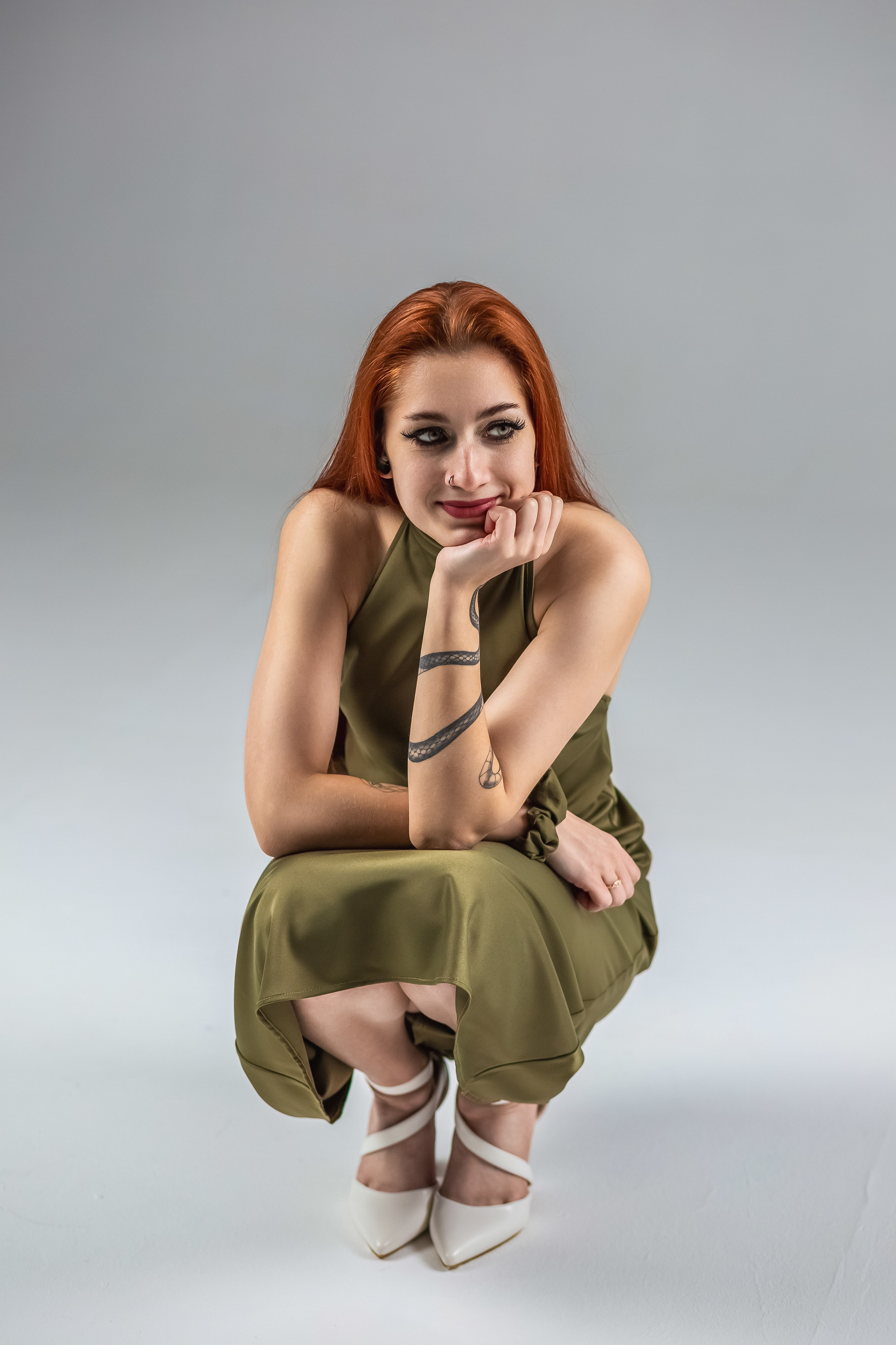 Зеленое платье. Вера Соколова фотограф Воронеж